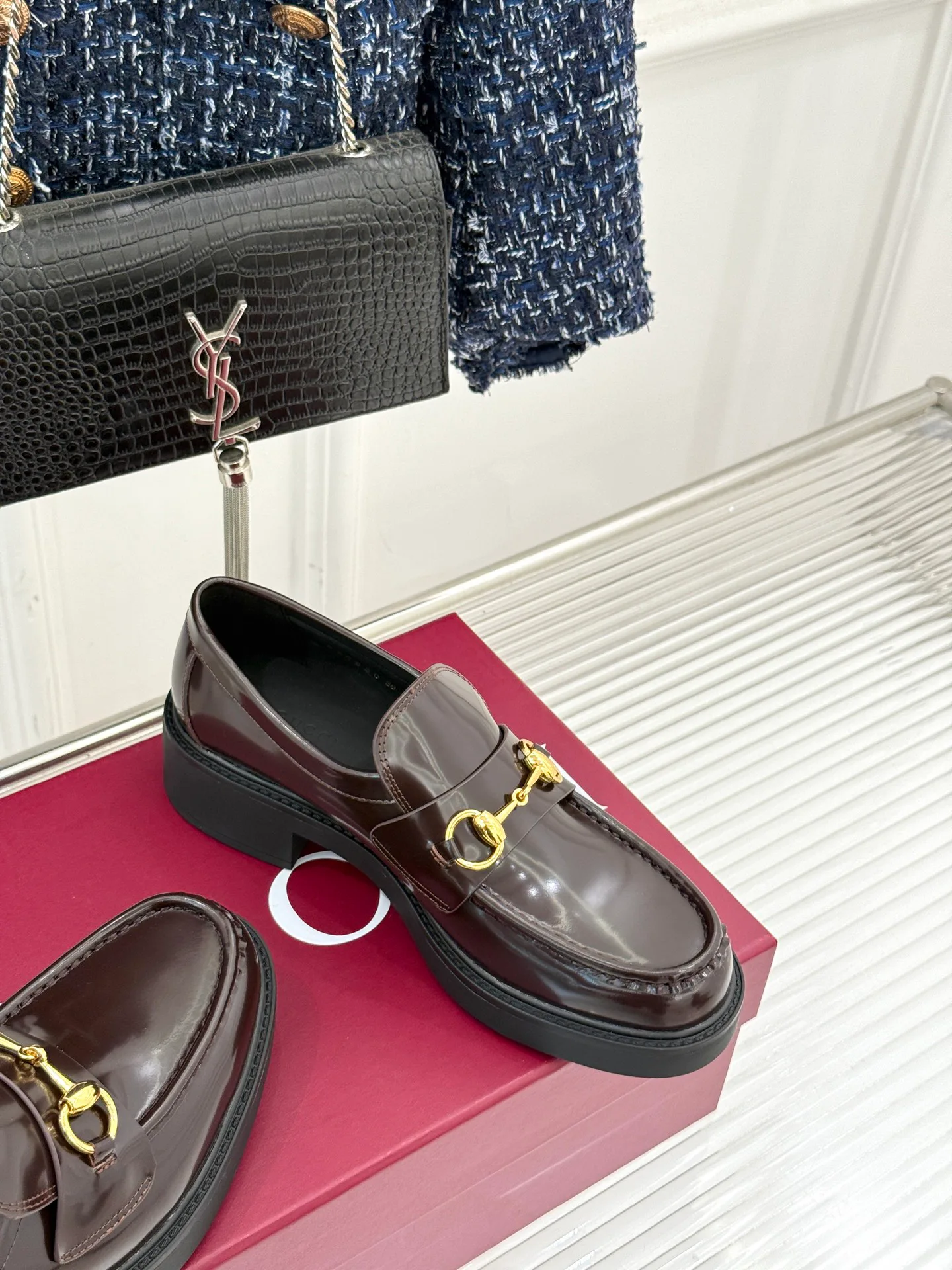 Women's Loafers And Moccasins GUCCI 18092028