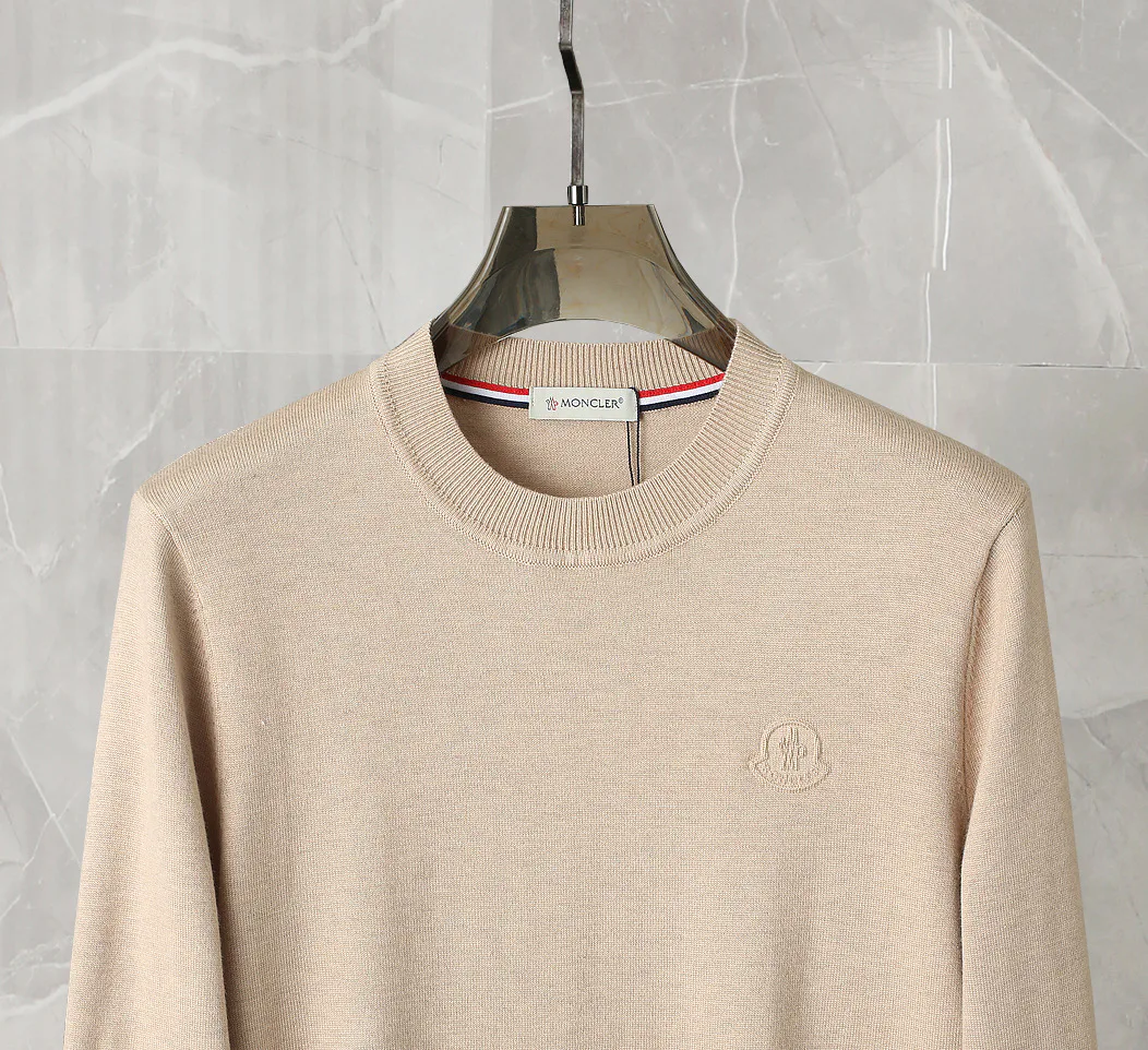 Men's Jumpers And Sweaters MONCLER 17993780