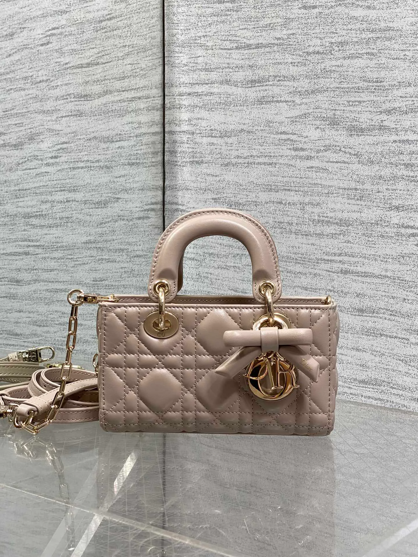 Women's Classic Handbags CHRISTIAN DIOR 18392904