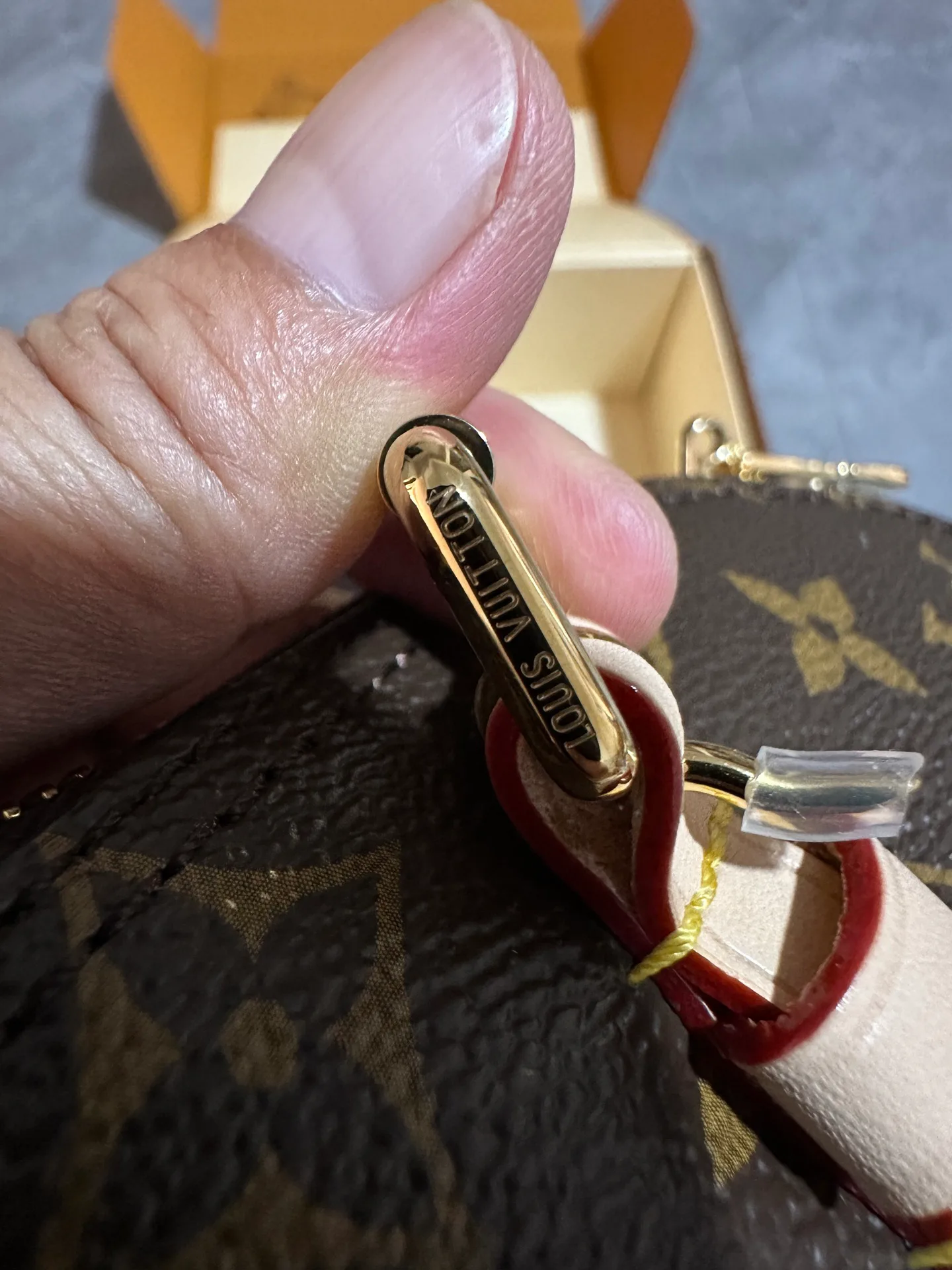 Women's Classic Handbags LOUIS VUITTON 17498627