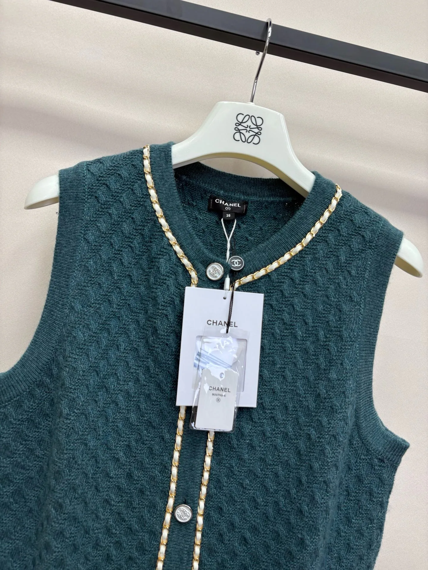 Women's Vests CHANEL 18028703