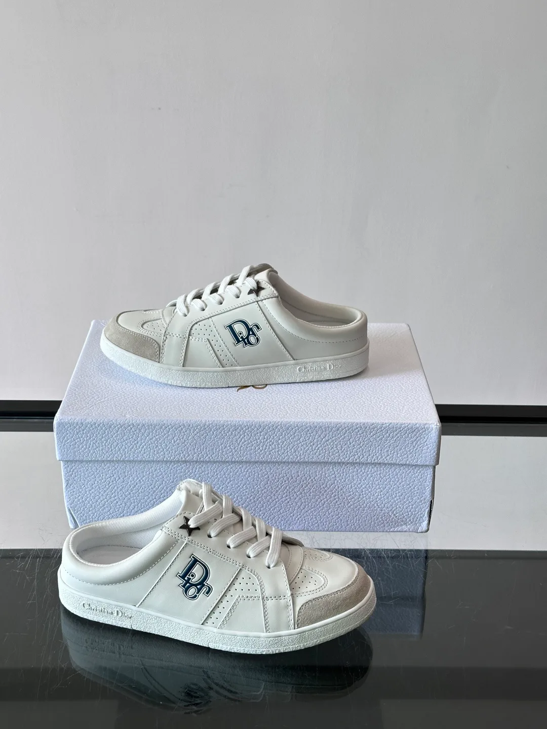 Women's Sneakers CHRISTIAN DIOR 18102609