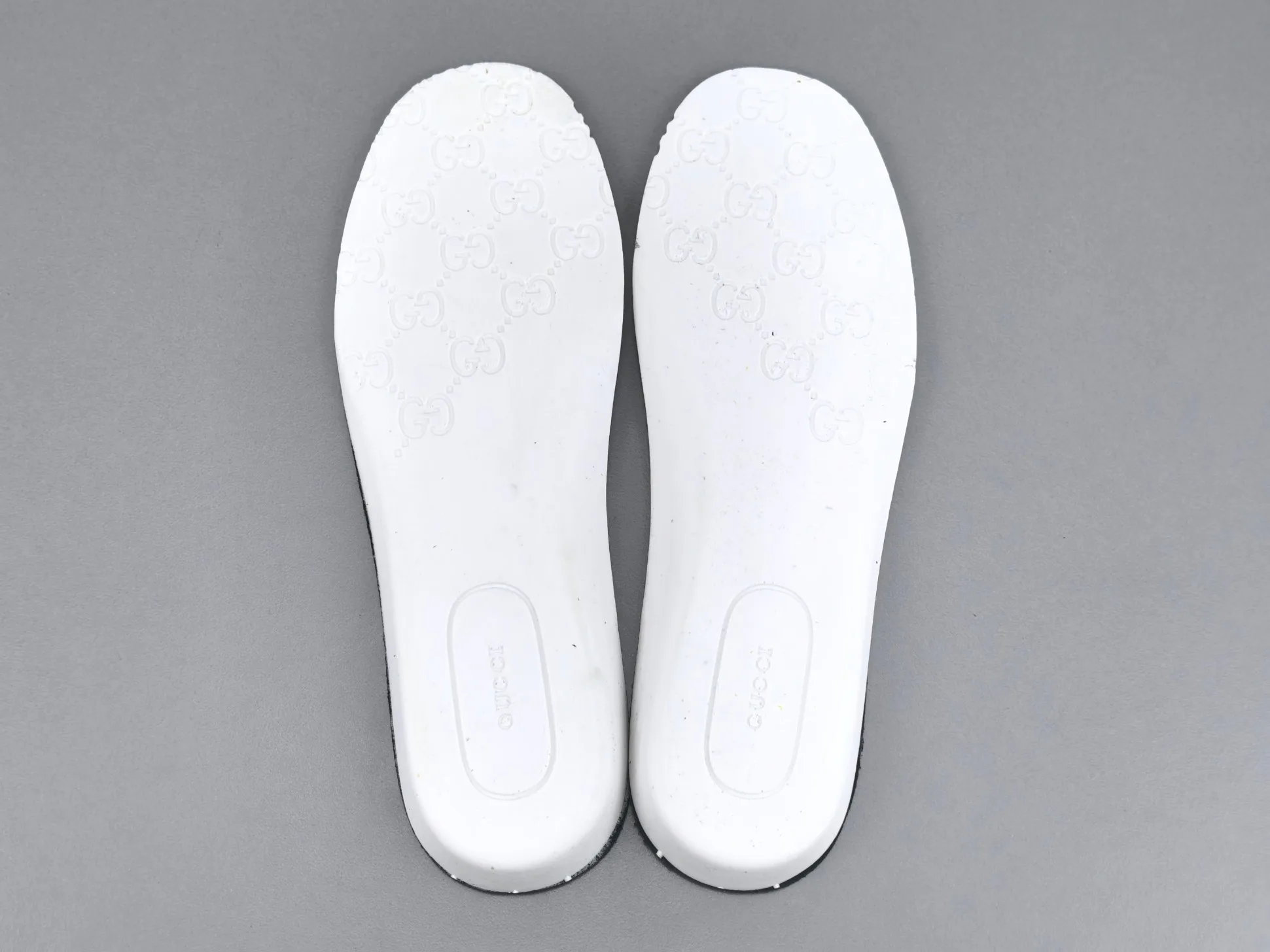 Women's Sneakers GUCCI 18552276