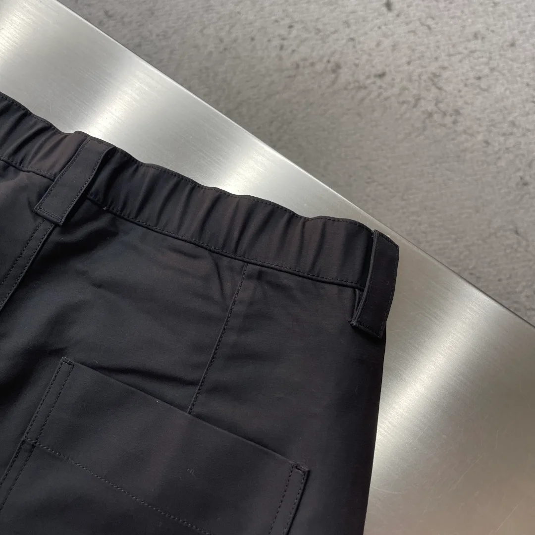 Men's Trousers PRADA 18189518