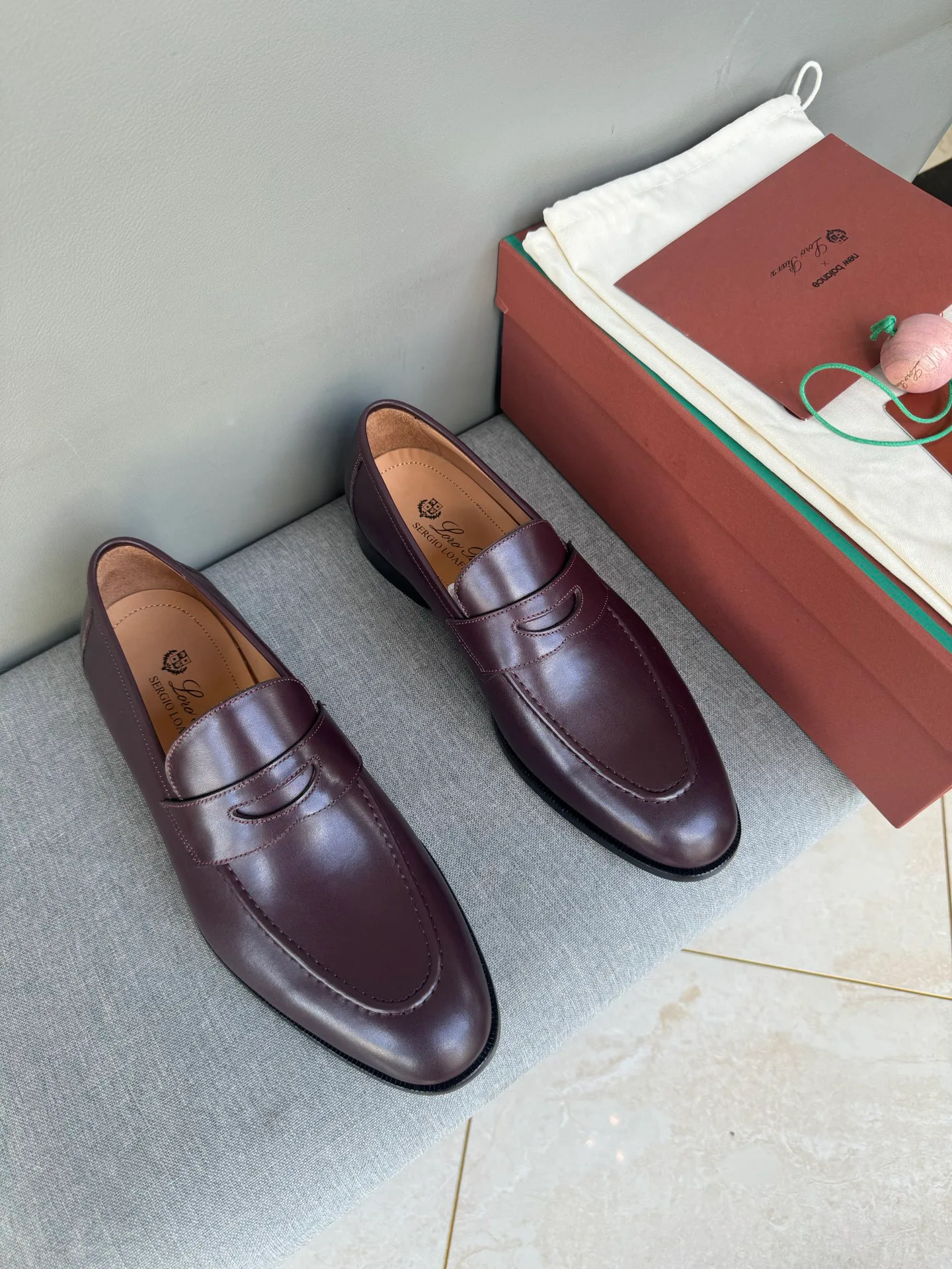 Men's Loafers And Dress Shoes LORO PIANA 18055143