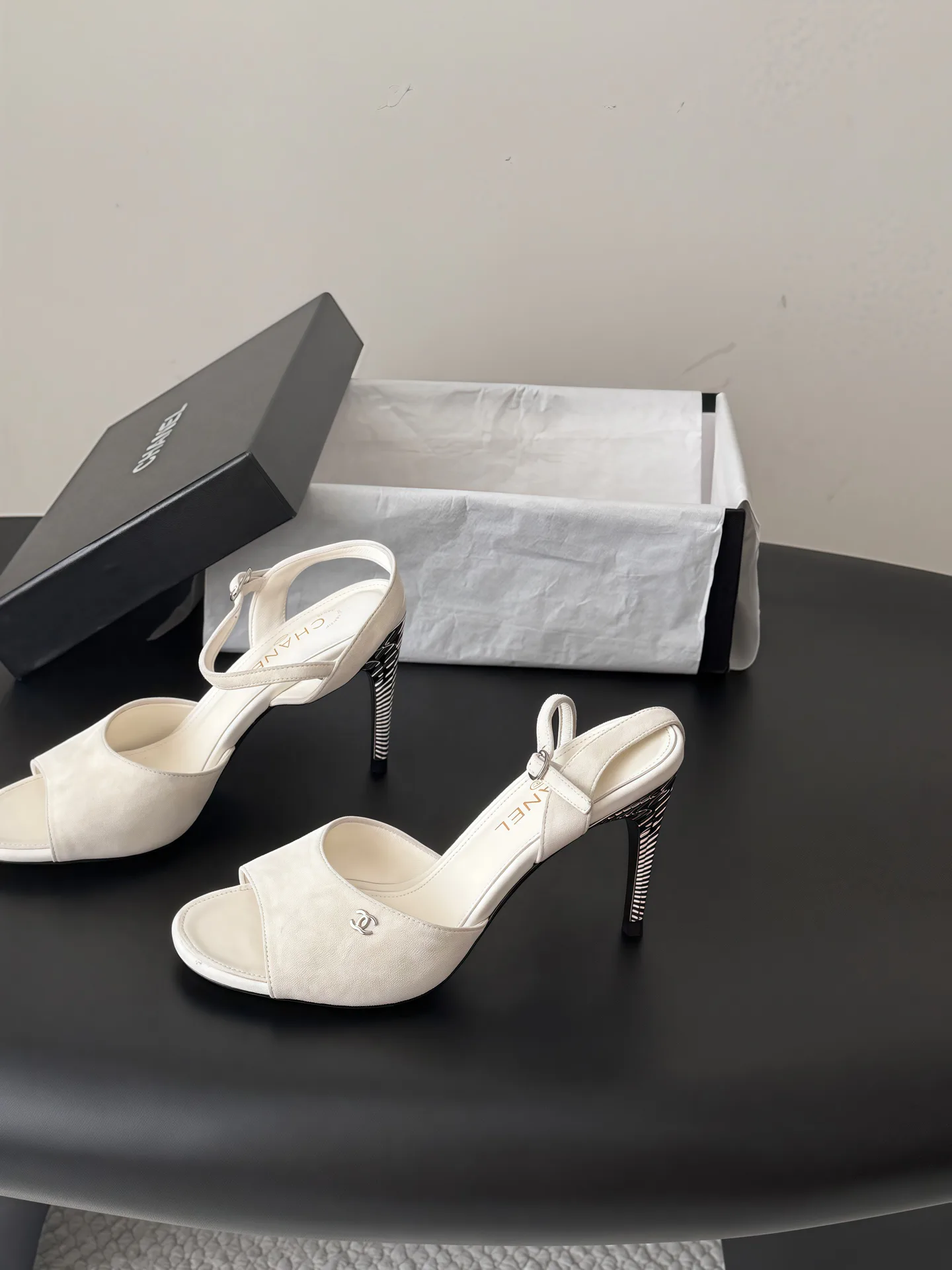 Women's Open-Toe Sandals CHANEL 17699564