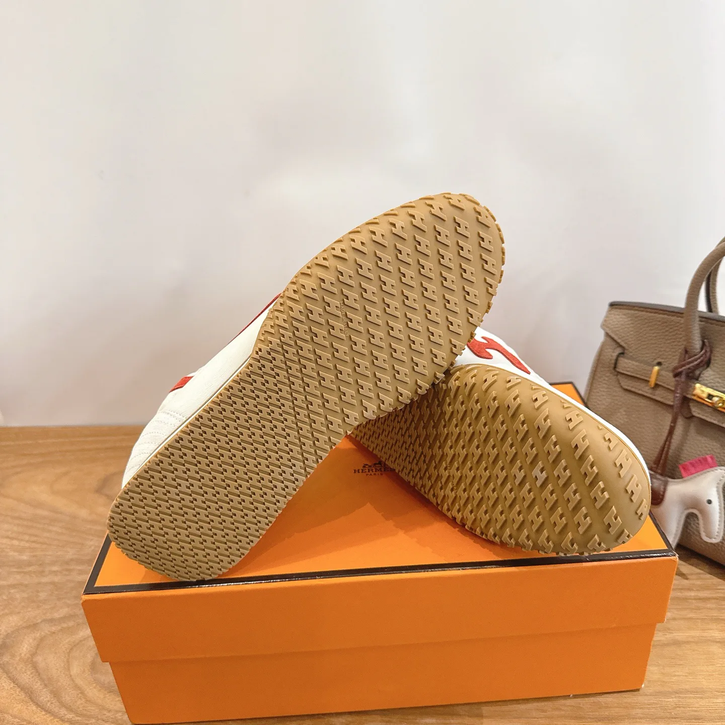 Women's Sneakers HERMES 17886094
