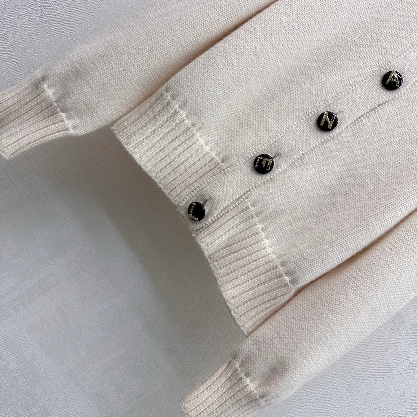Women's Jumpers And Sweaters CHANEL 17612740