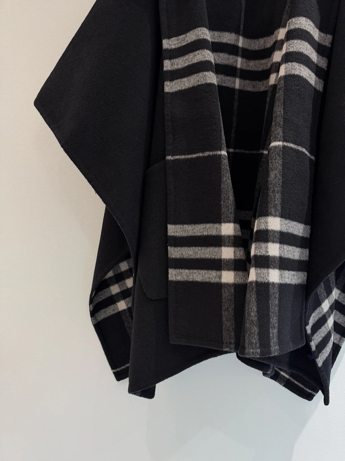 Women's Coats BURBERRY 19580221