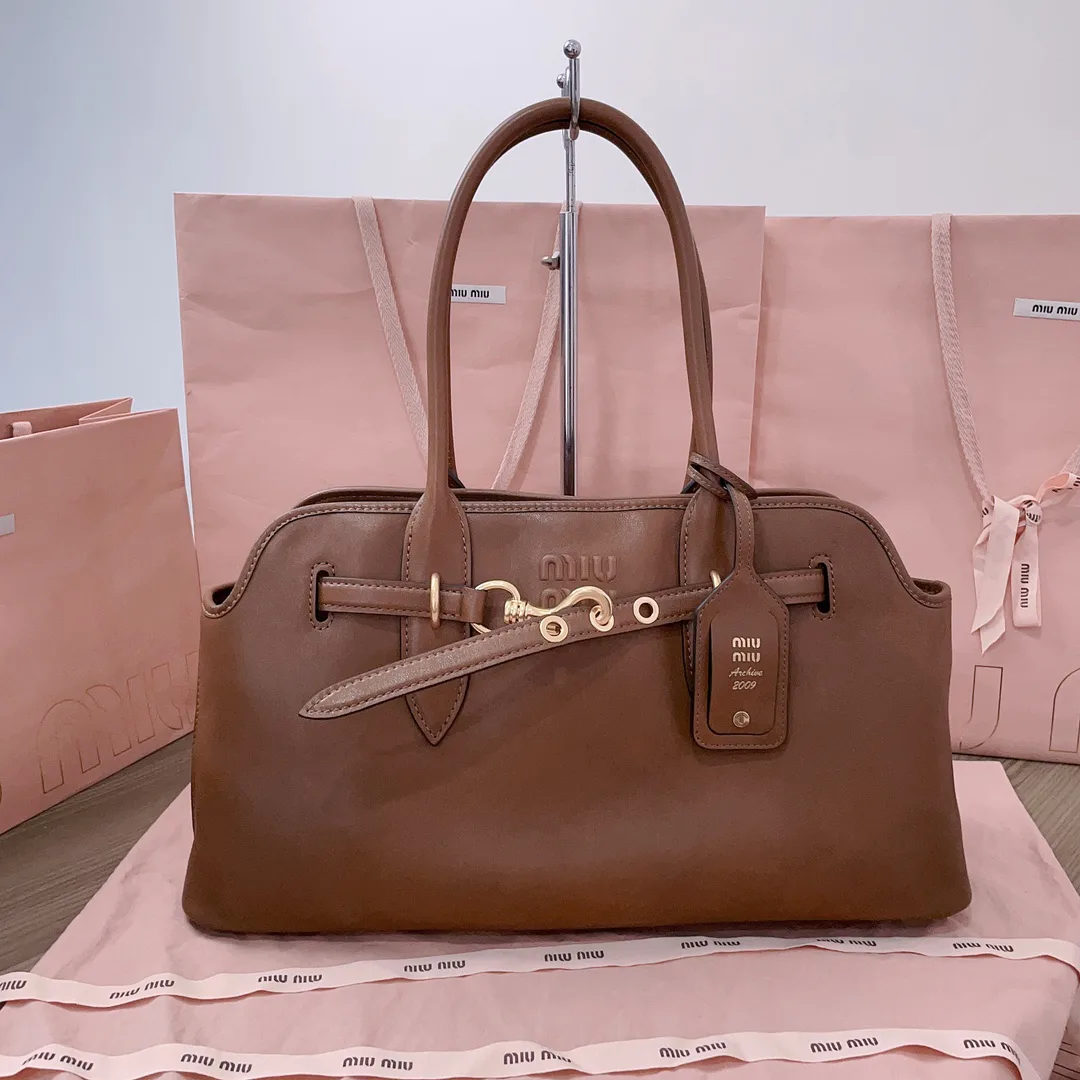Women's Classic Handbags MIU MIU 18004737