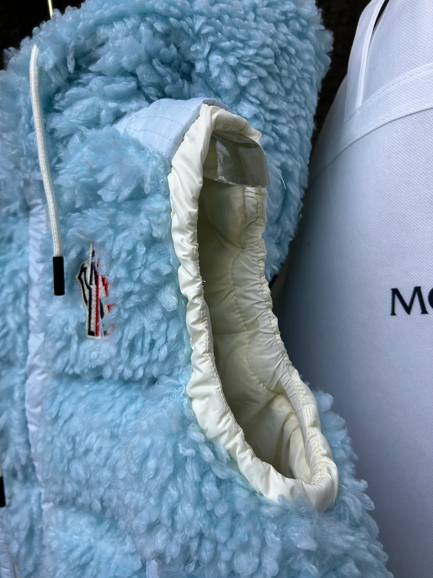 Men's Vests MONCLER 18330347