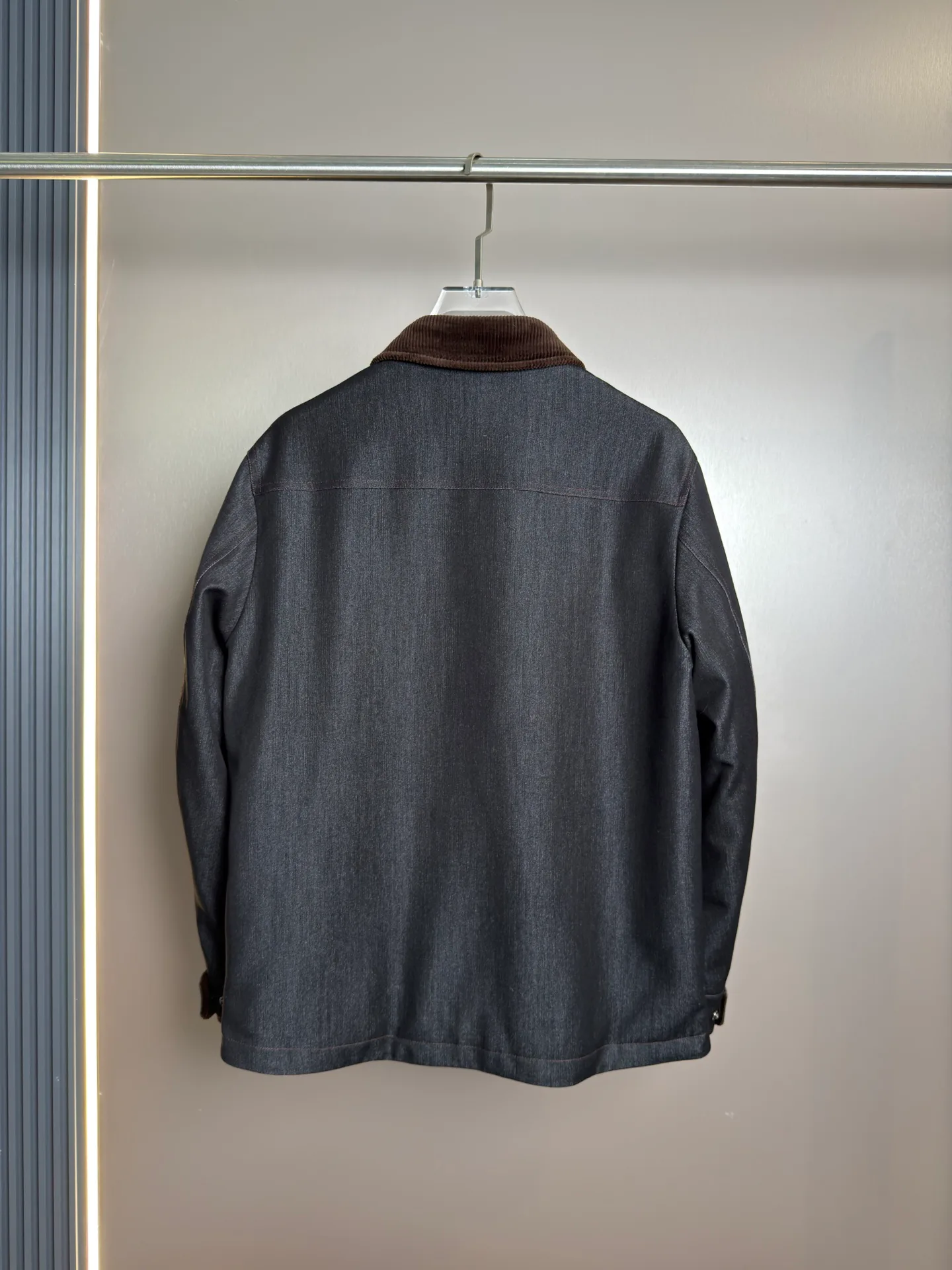 Men's Jackets And Down Jackets MONCLER 18370611