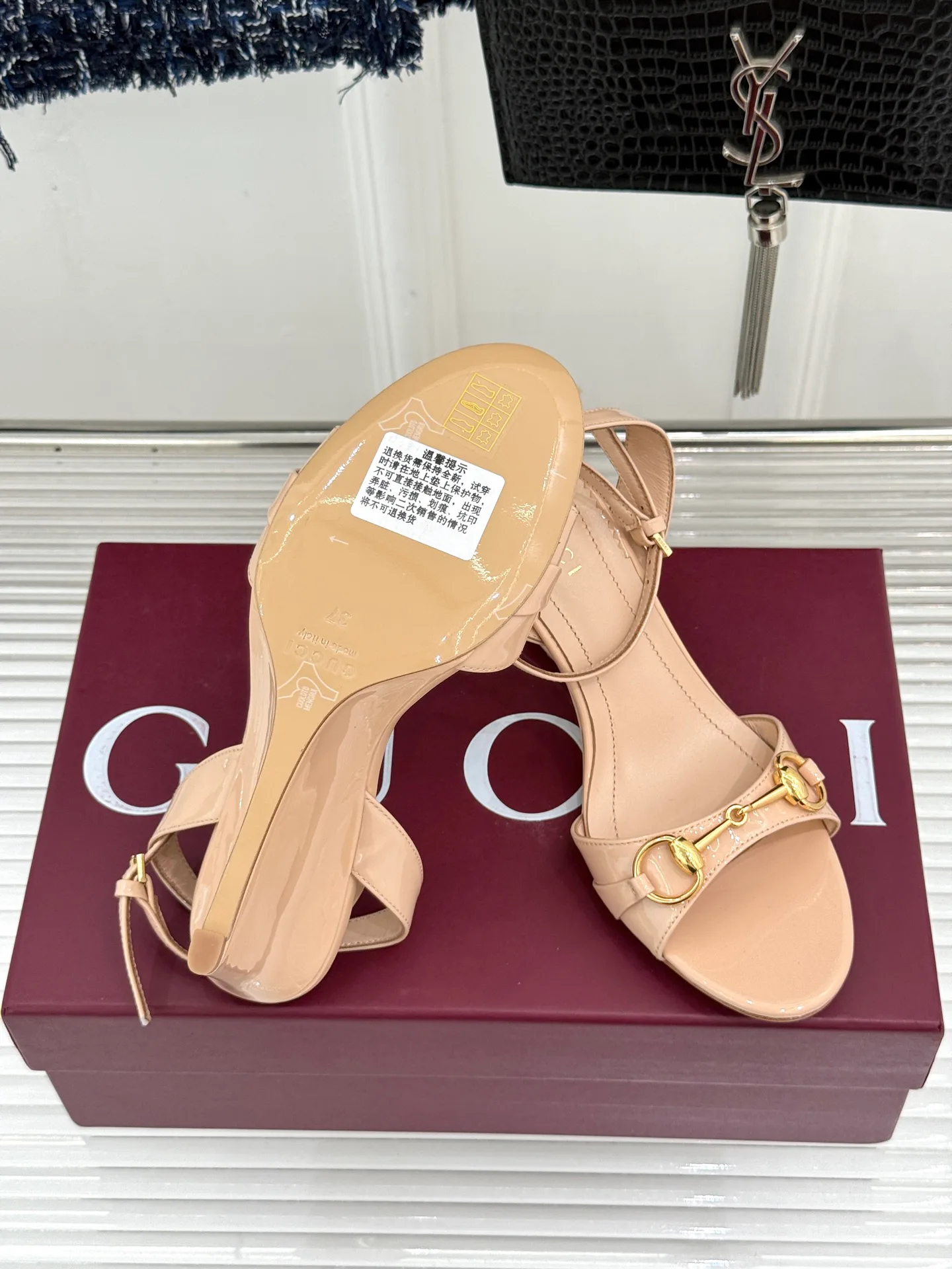 Women's Open-Toe Sandals GUCCI 17856183