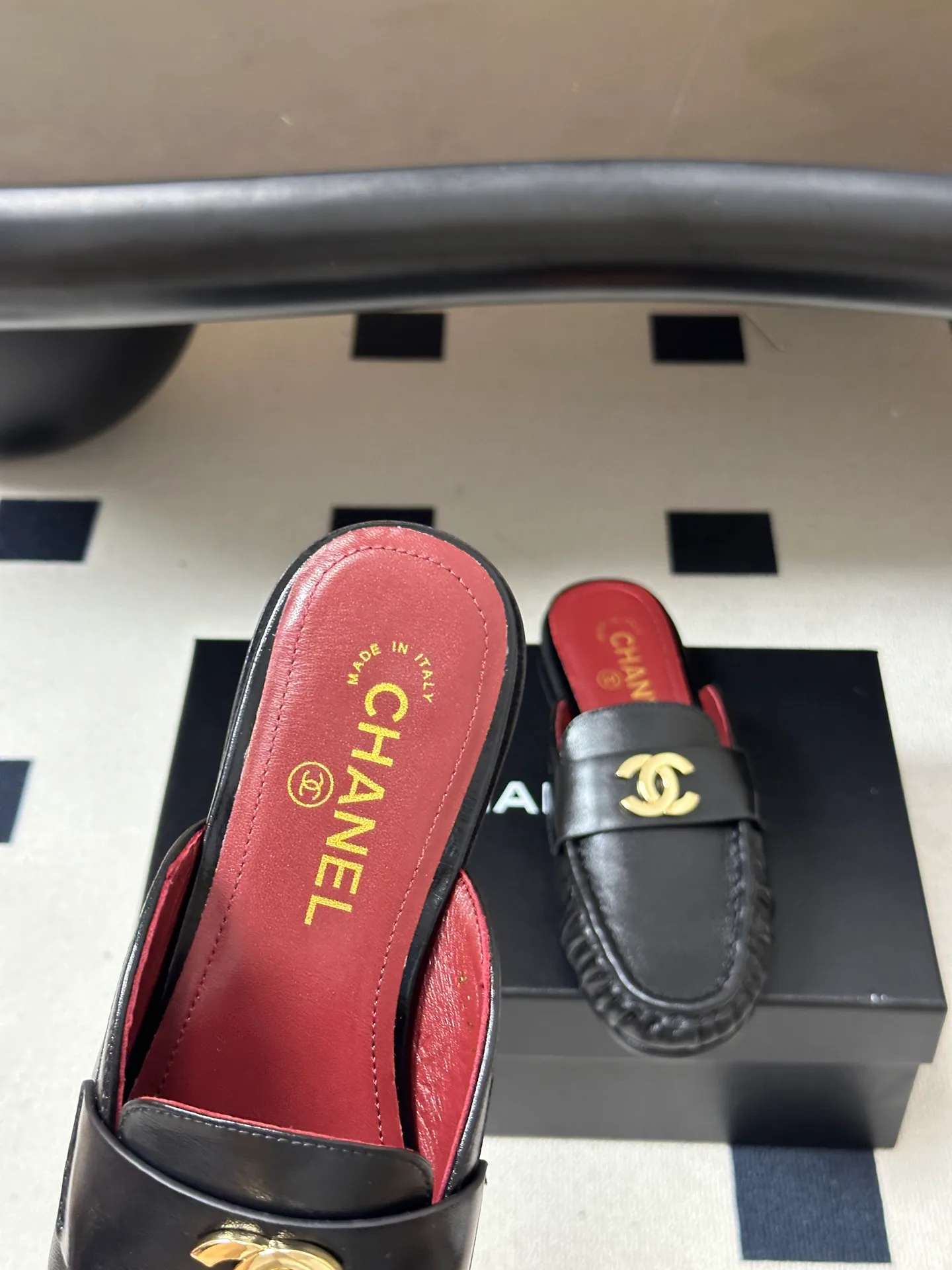 Women's Mules And Clogs CHANEL 17338454