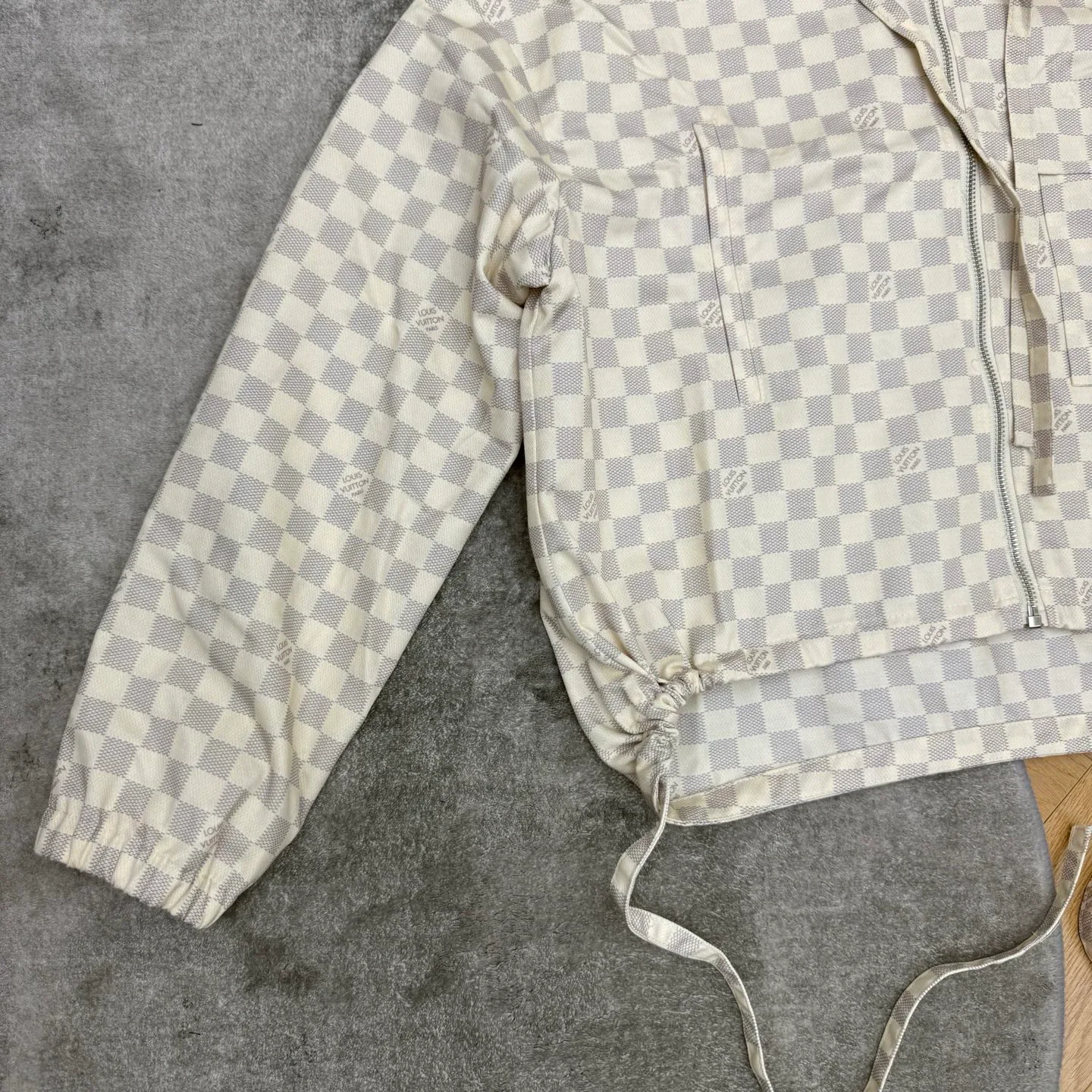 Women's Jackets And Down Jackets LOUIS VUITTON 18348265