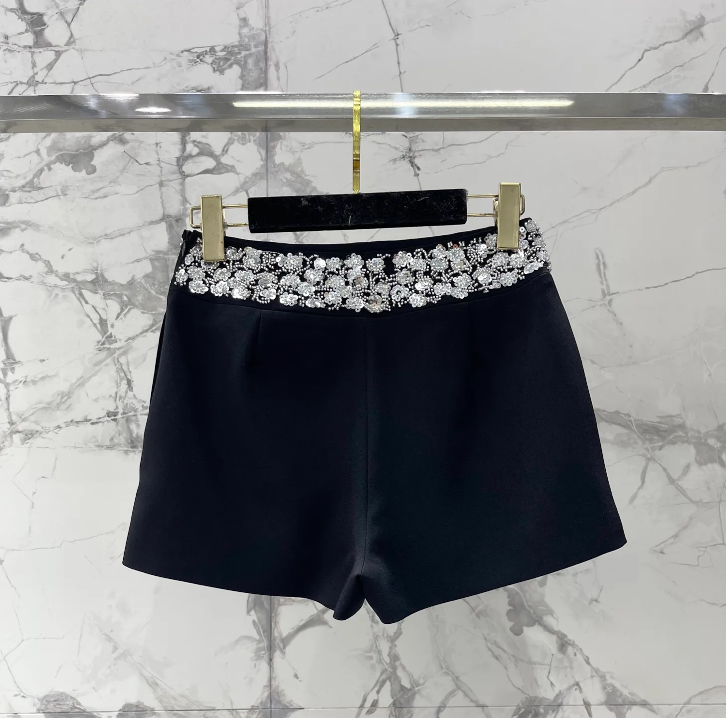 Women's Shorts CHANEL 18527400