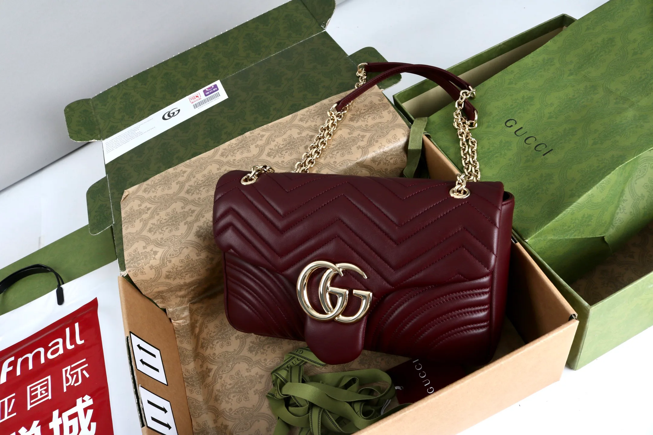 Women's Classic Handbags GUCCI 18223238