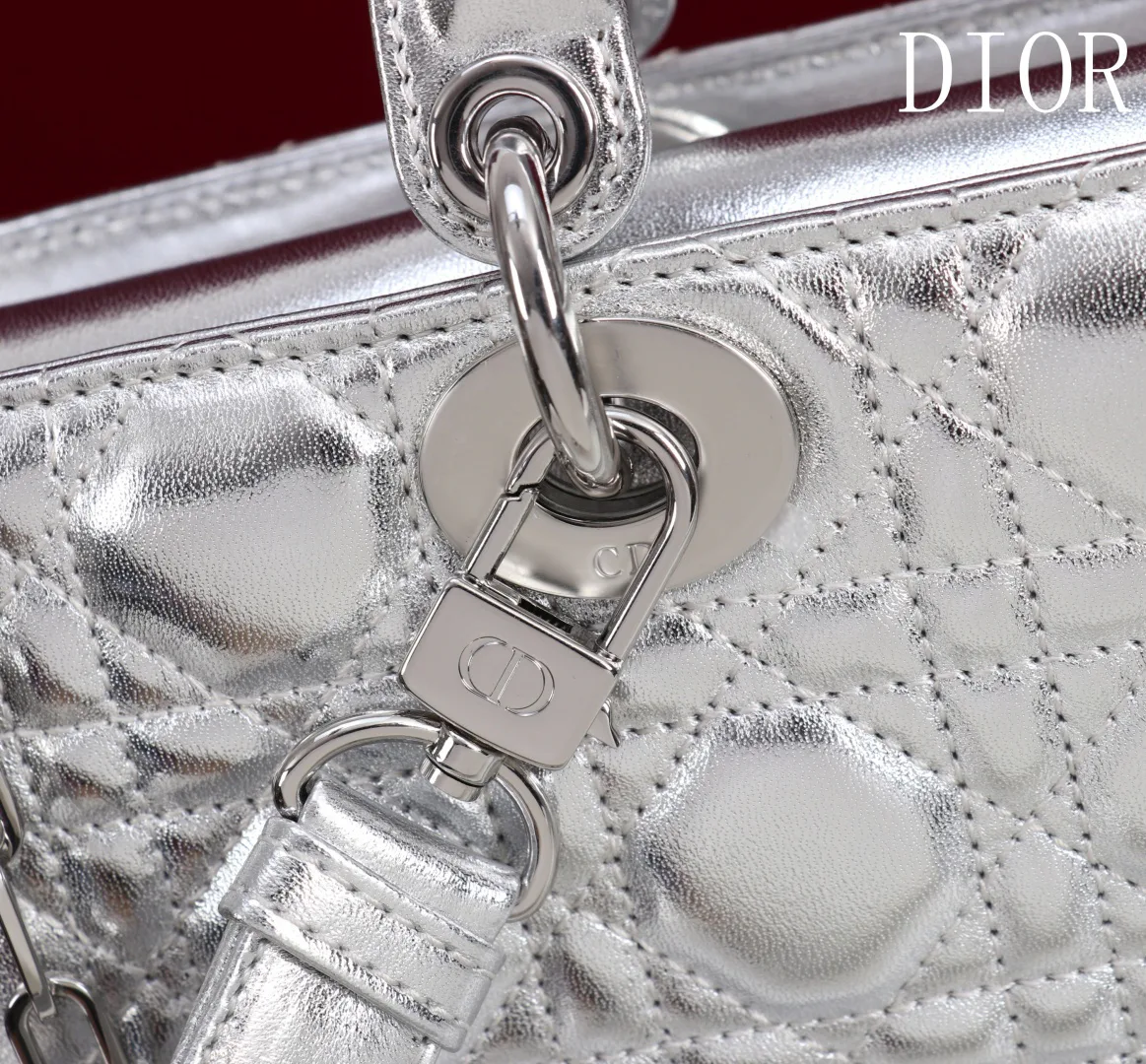 Women's Classic Handbags CHRISTIAN DIOR 18393009