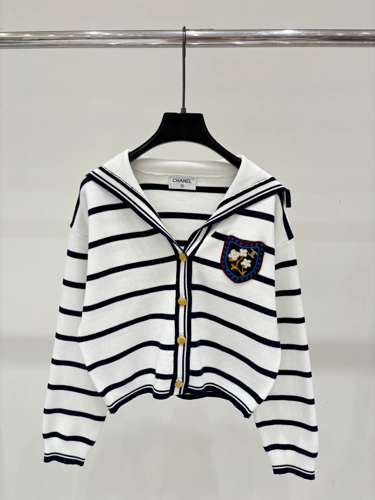 Women's Jumpers And Sweaters CHANEL 18410671
