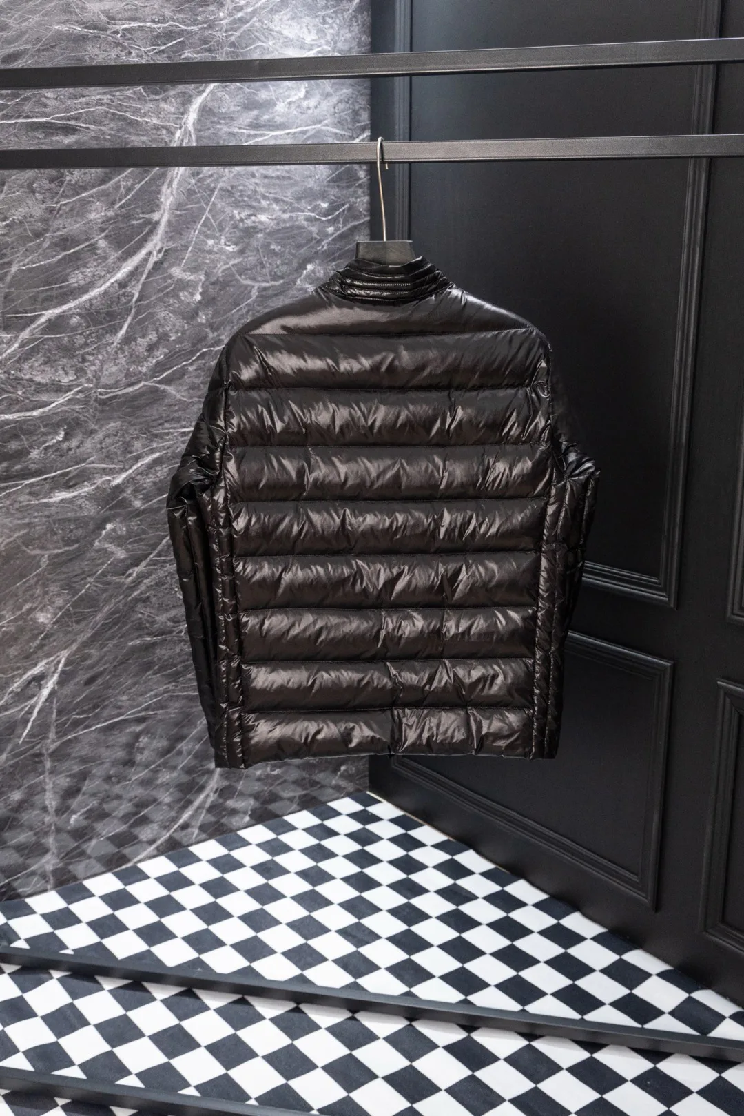 Men's Jackets And Down Jackets MONCLER 18281279