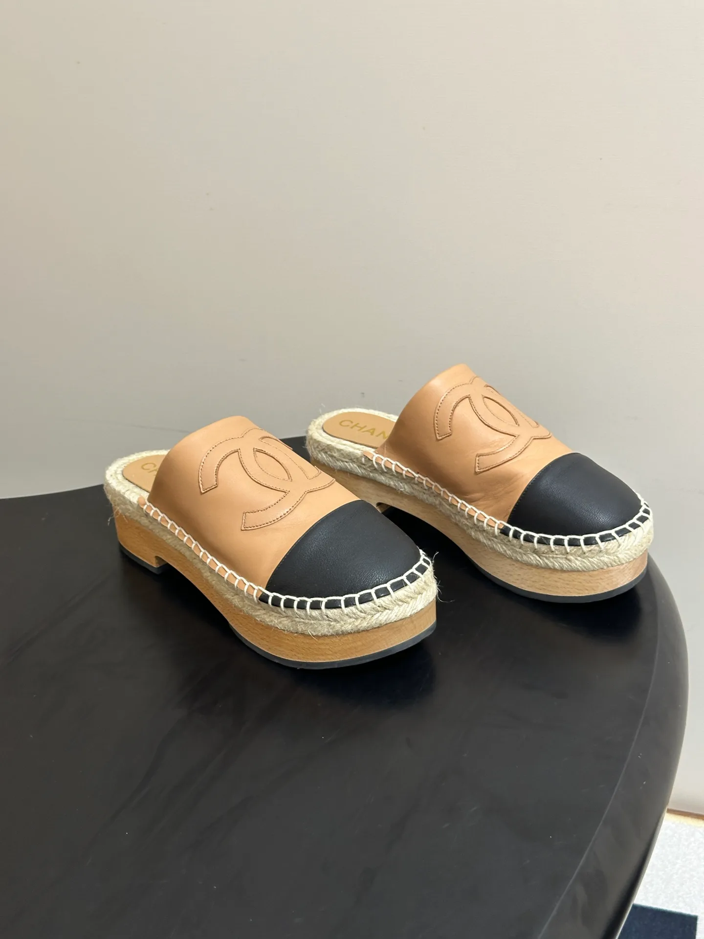 Women's Mules And Clogs CHANEL 18262072