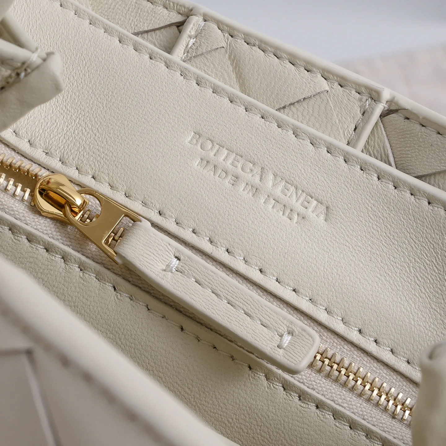 Классические Сумки Женские Bottega Veneta 18566061
