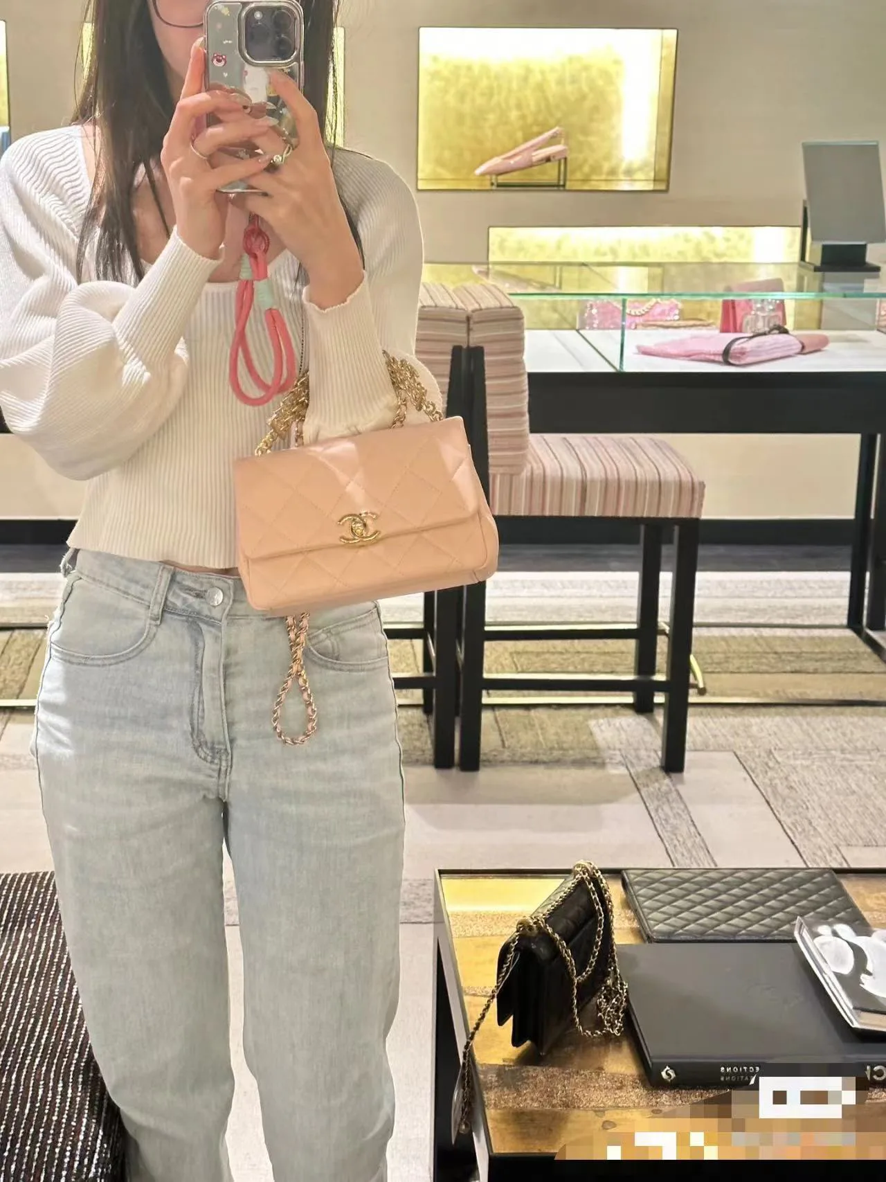 Women's Classic Handbags CHANEL 18065978