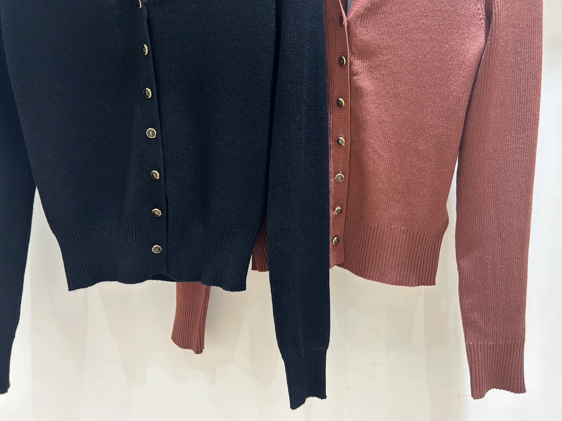 Women's Jumpers And Sweaters SAINT LAURENT 17932116