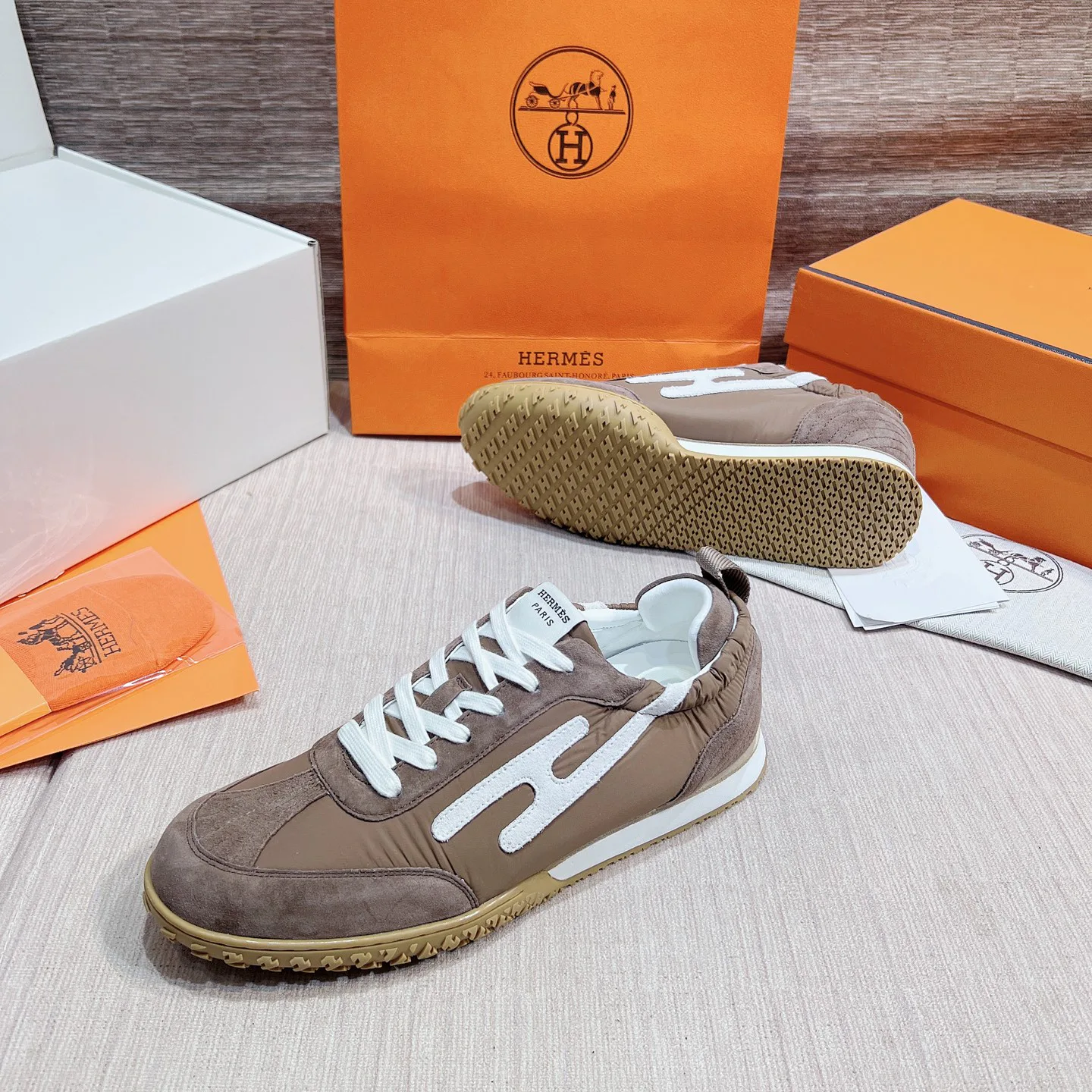 Women's Sneakers HERMES 17749542