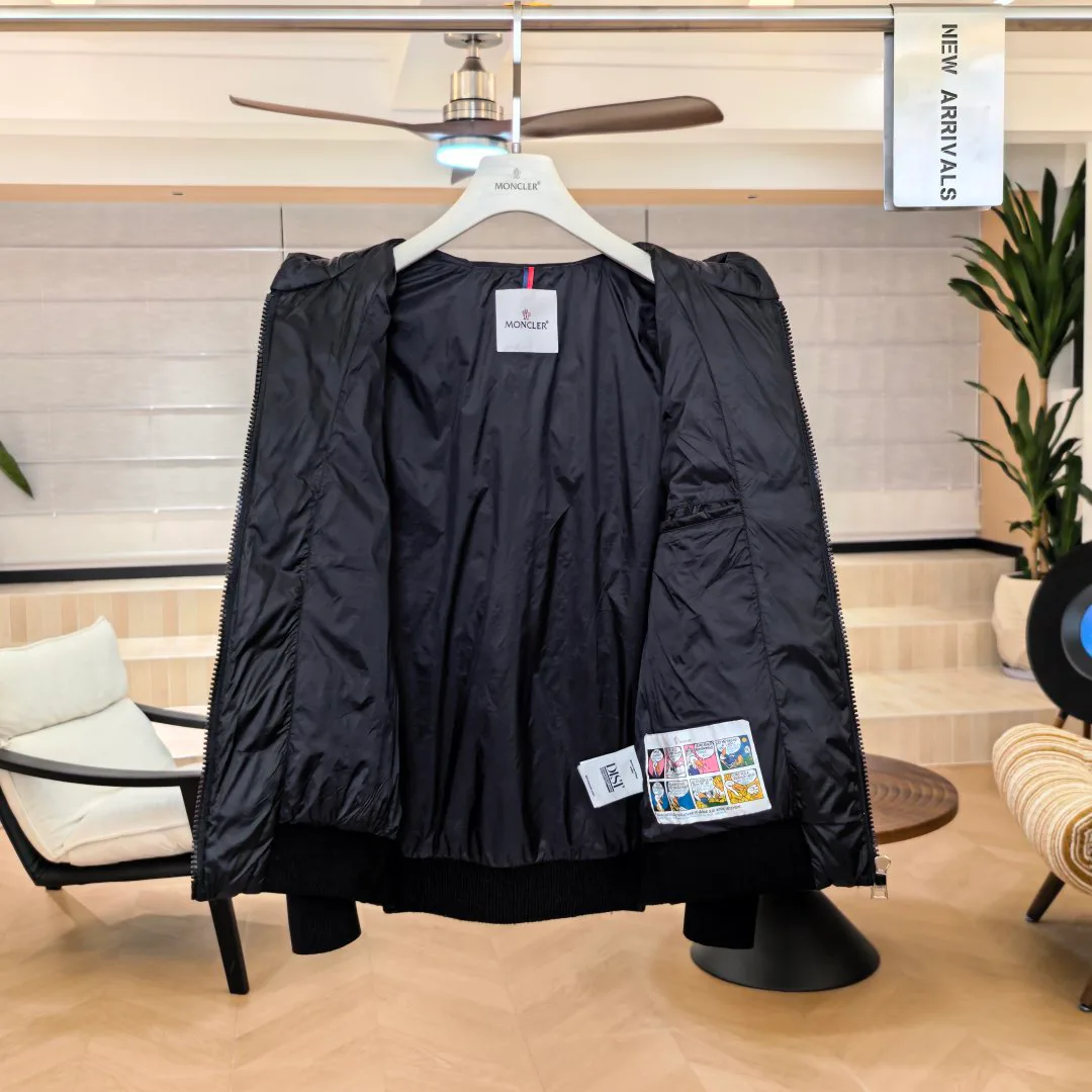 Men's Jackets And Down Jackets MONCLER 18130357