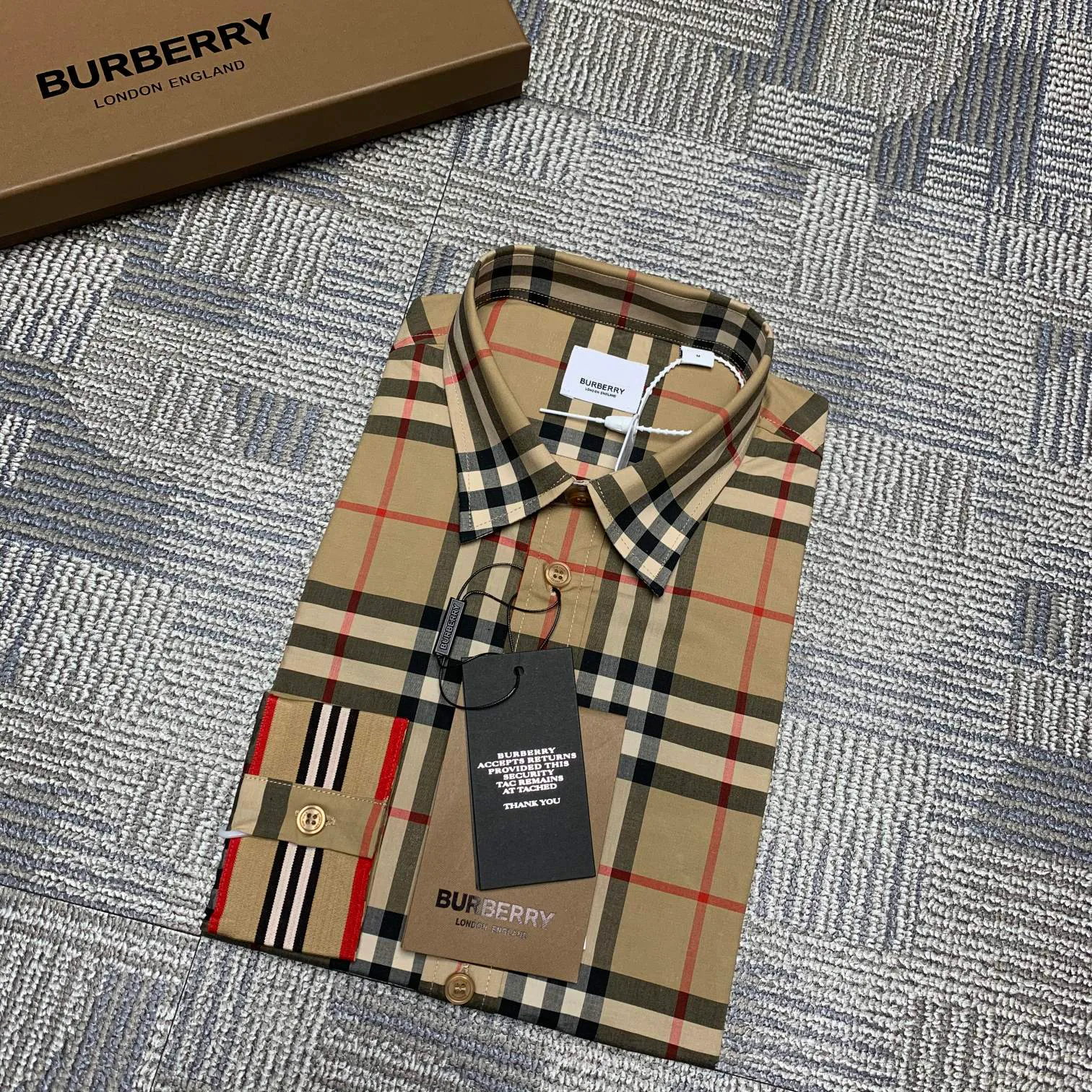 Men's Shirts BURBERRY 17967418