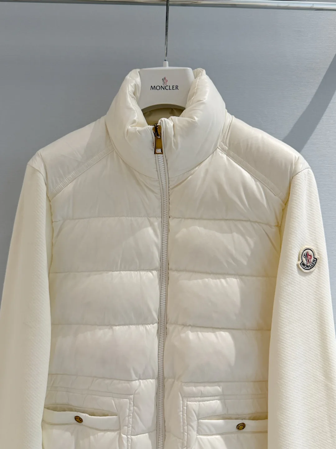 Women's Jackets And Down Jackets MONCLER 17867520
