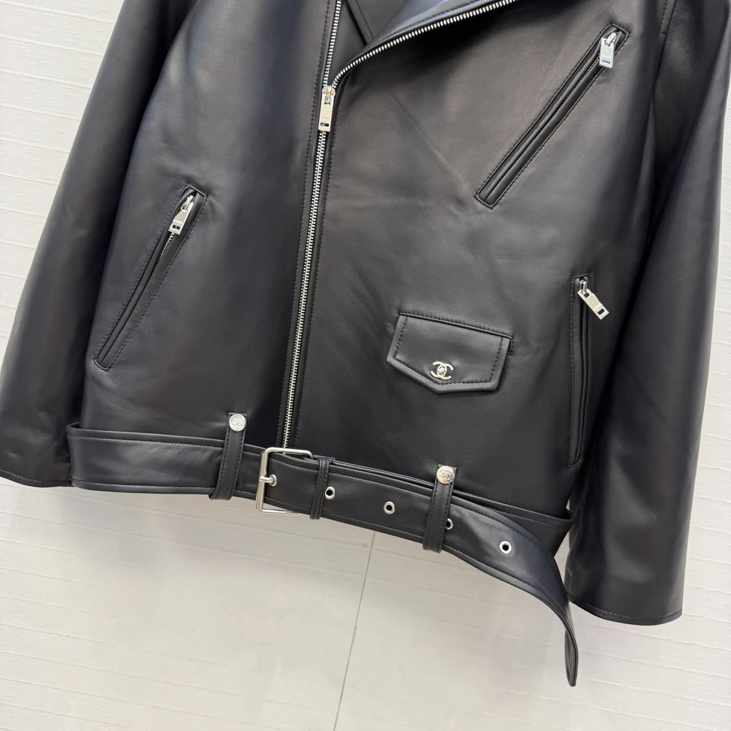 Women's Leather Jackets And Sheepskin Coats CHANEL 18376078