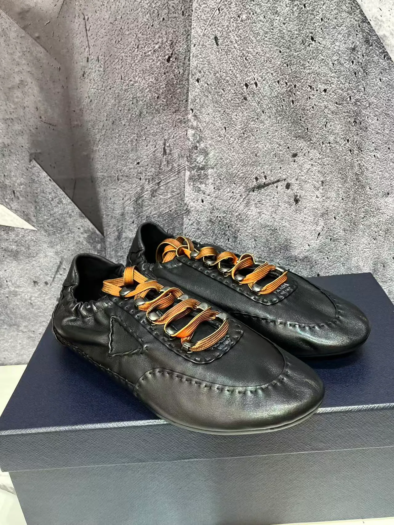 Men's Sneakers PRADA 17962252