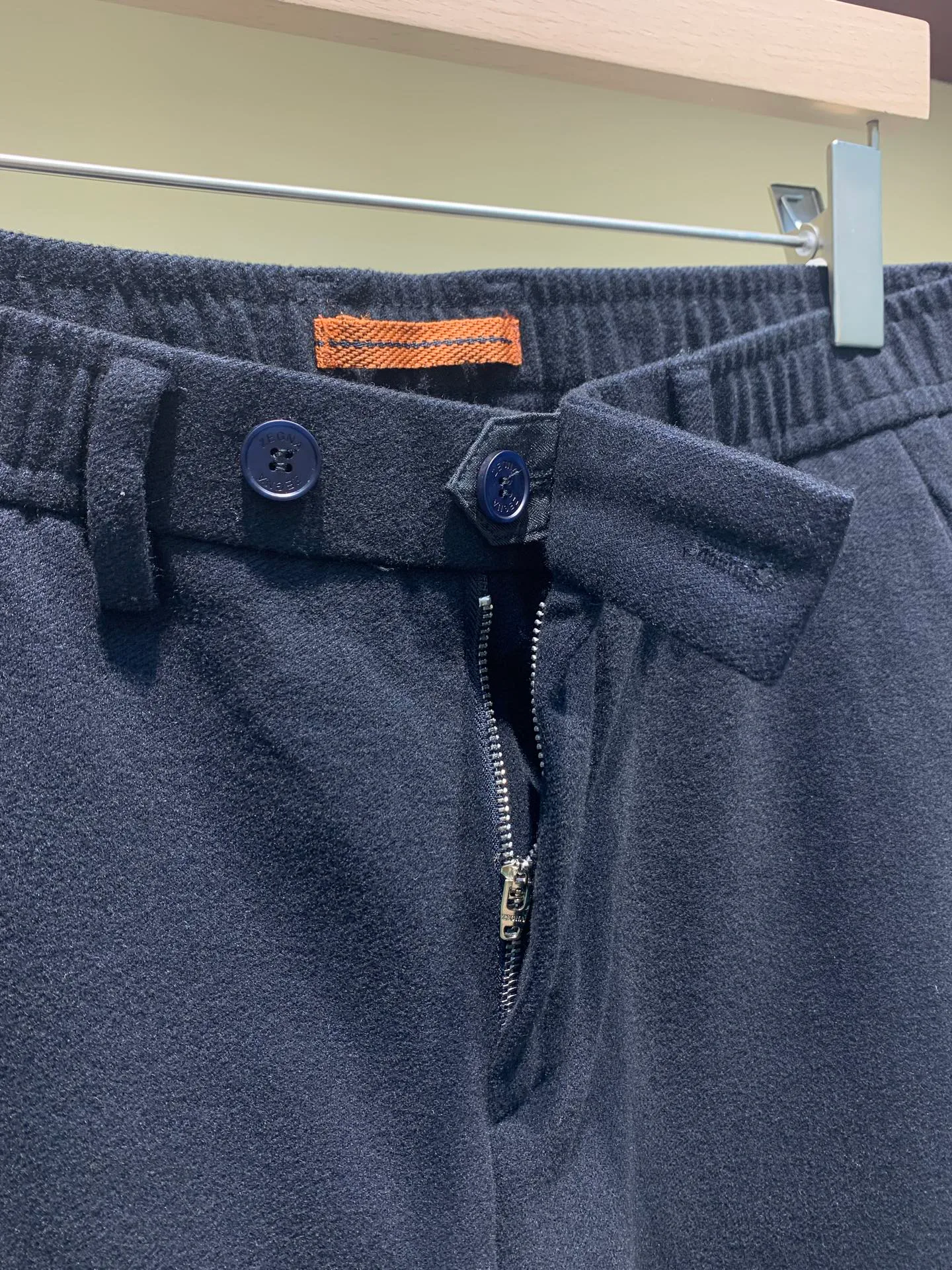 Men's Trousers ZEGNA 18084352