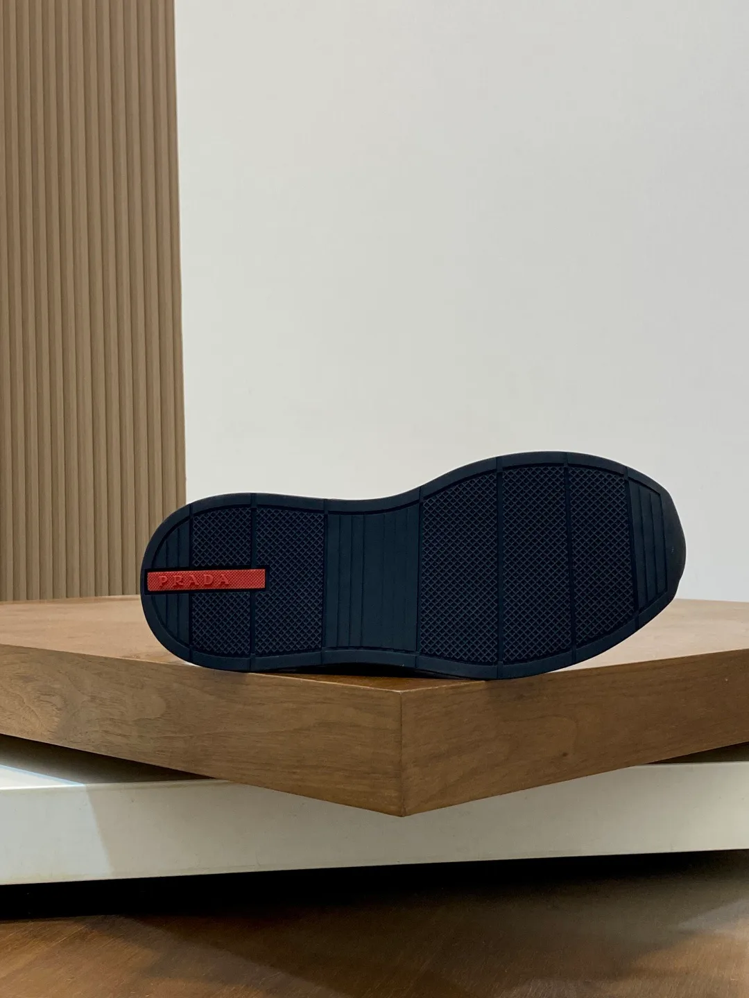Men's Sneakers PRADA 18116619