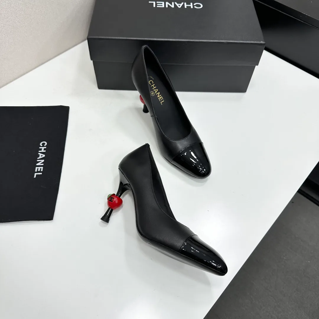 Women's Heels CHANEL 18083709