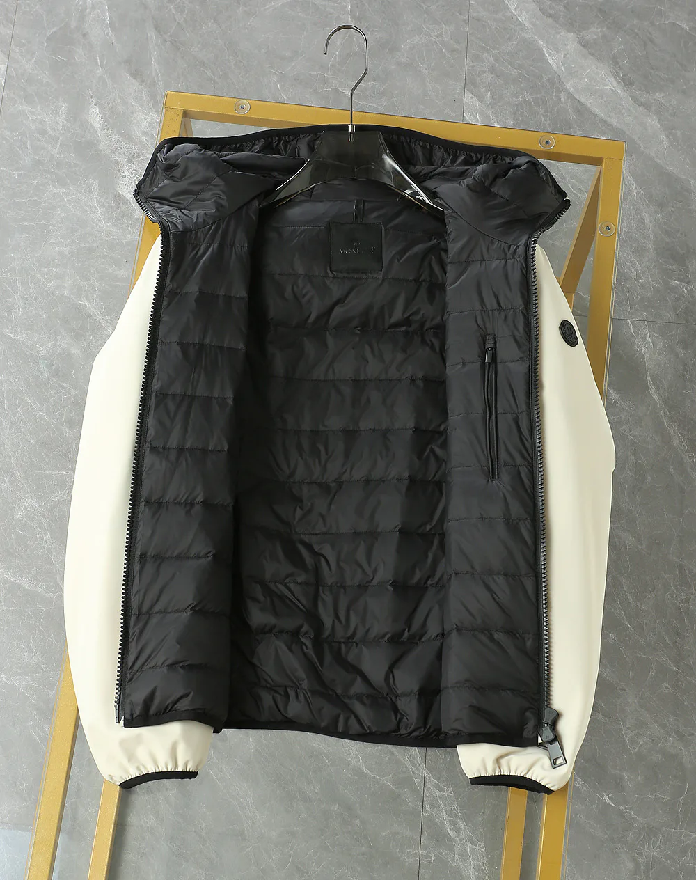 Men's Jackets And Down Jackets MONCLER 18345504