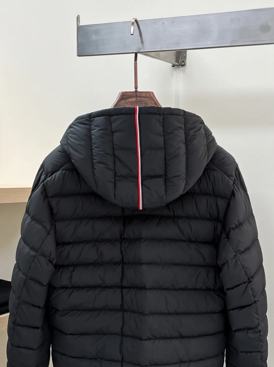 Куртки И Пуховики Мужские Moncler 18596631