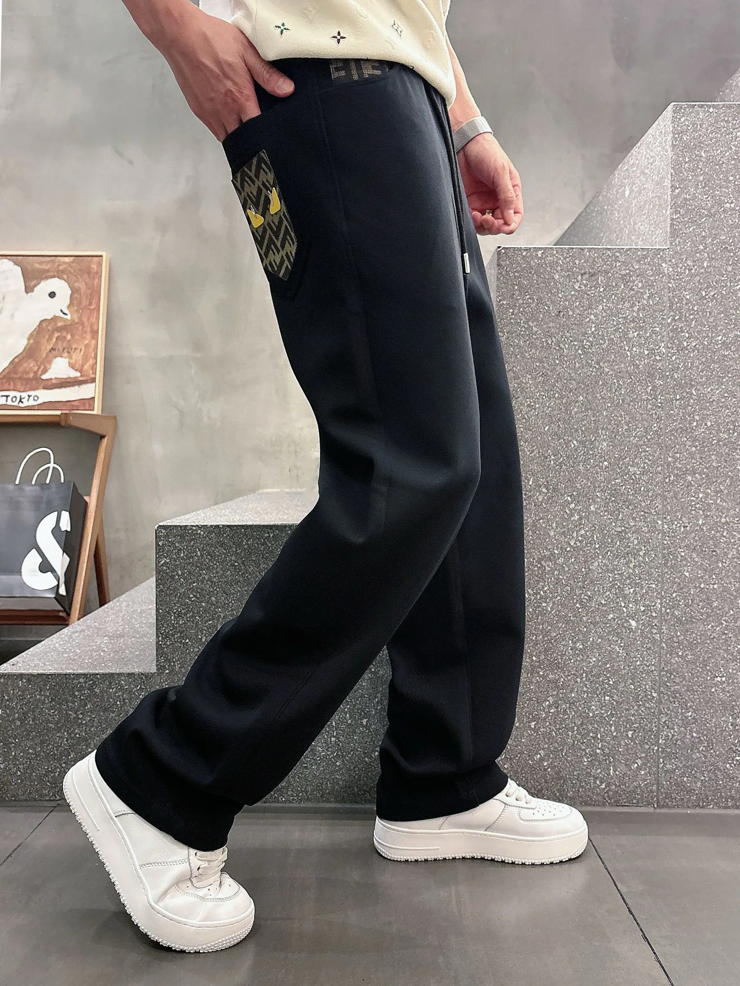 Men's Trousers FENDI 18399237