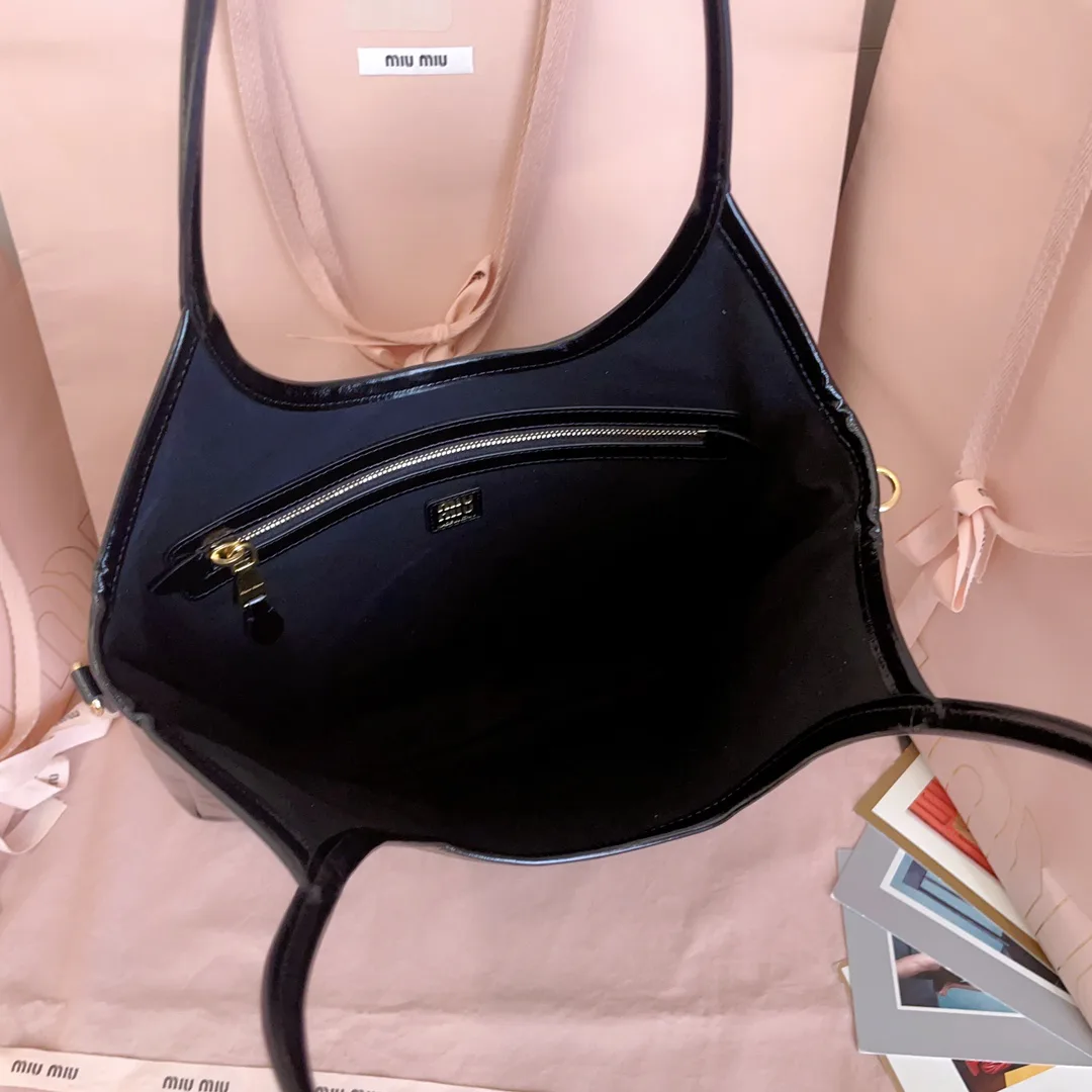 Women's Classic Handbags MIU MIU 18323207