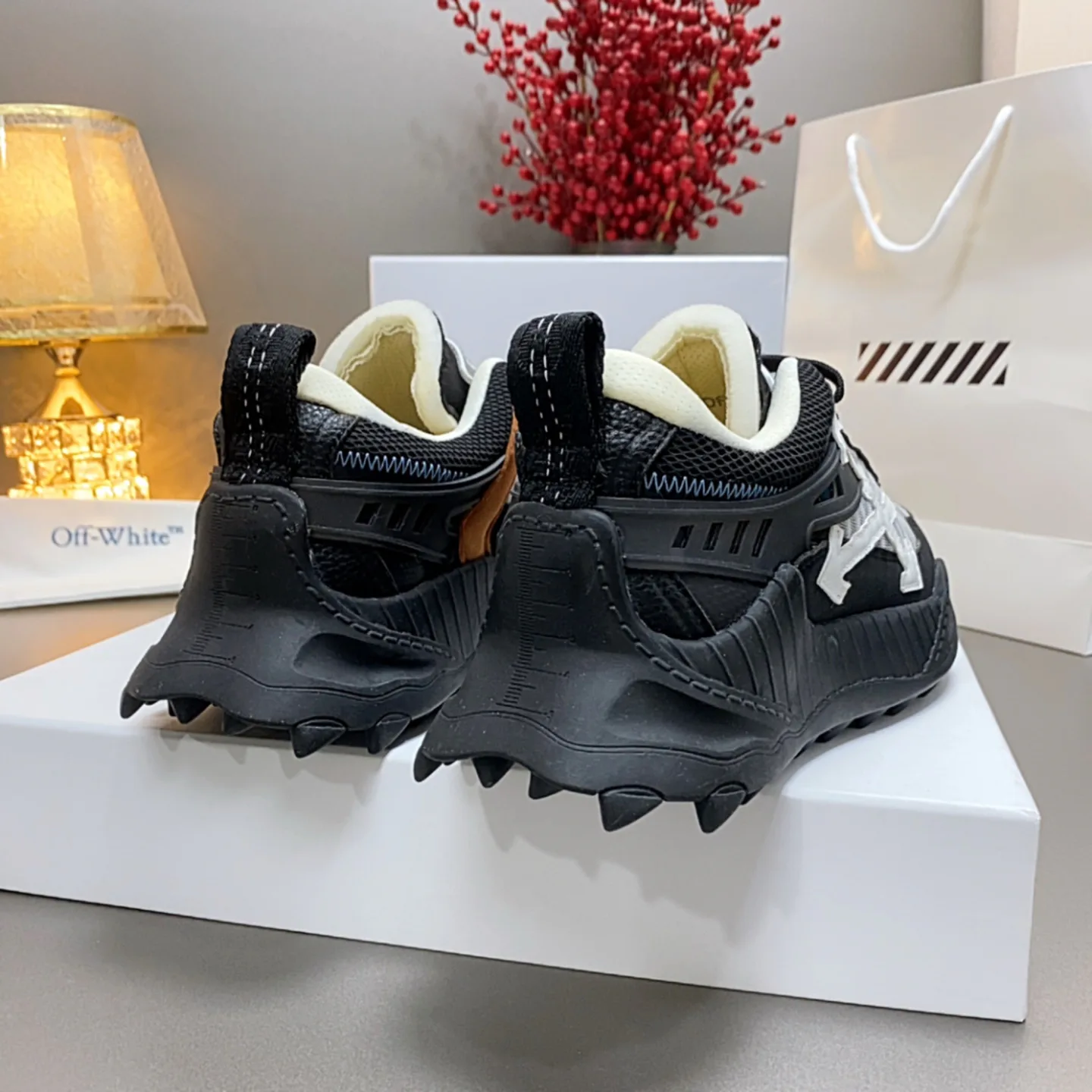 Women's Sneakers OFF-WHITE 17530539