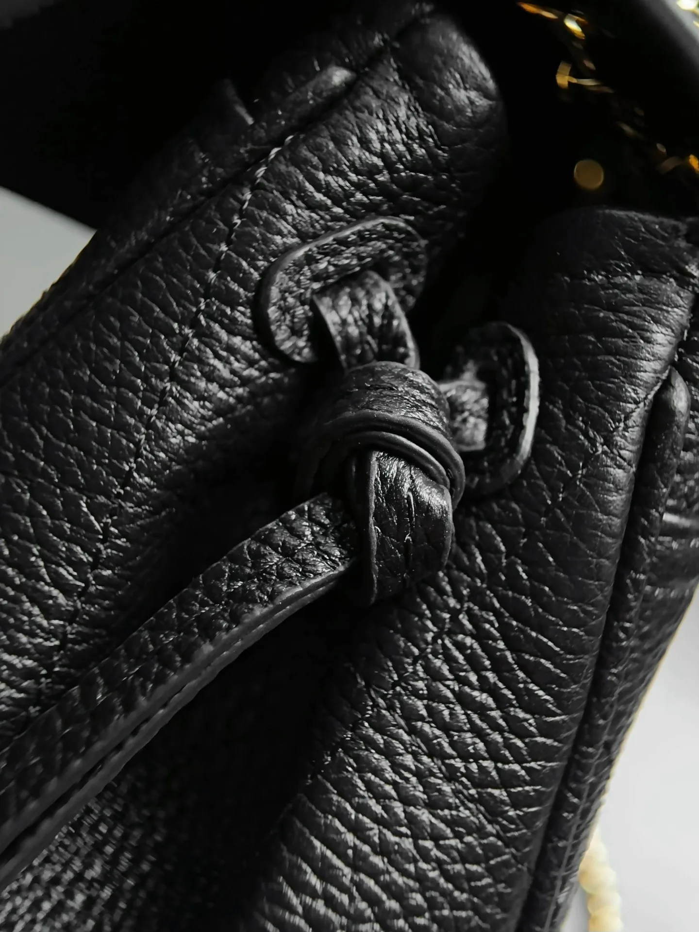 Women's Classic Handbags CHANEL 18147650