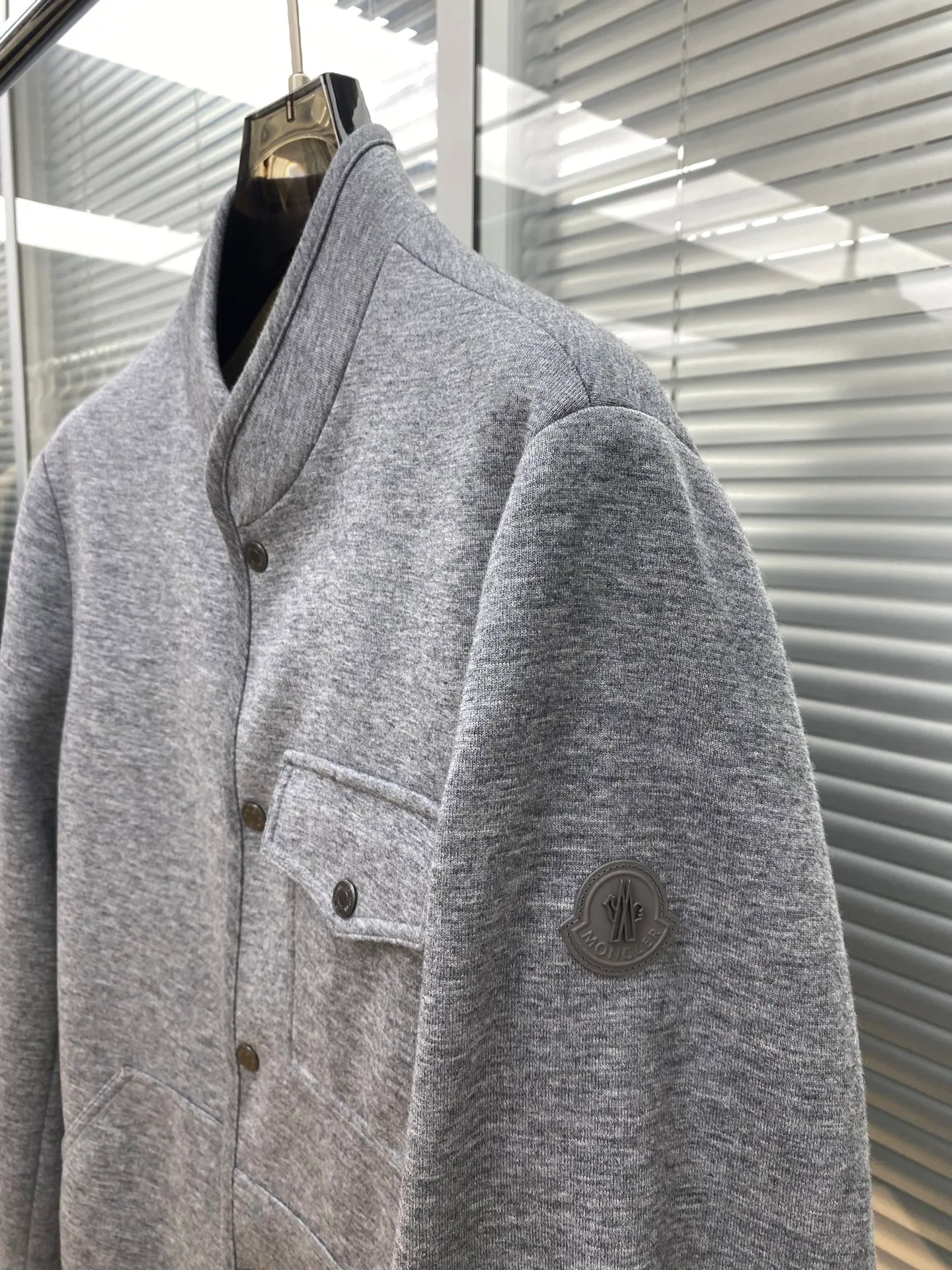 Men's Jackets And Down Jackets MONCLER 17908224