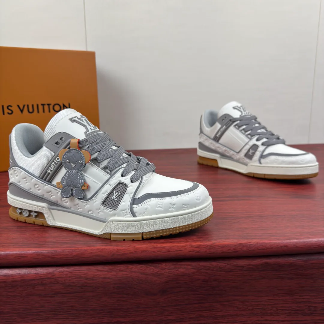 Кроссовки Мужские Louis Vuitton 18580850