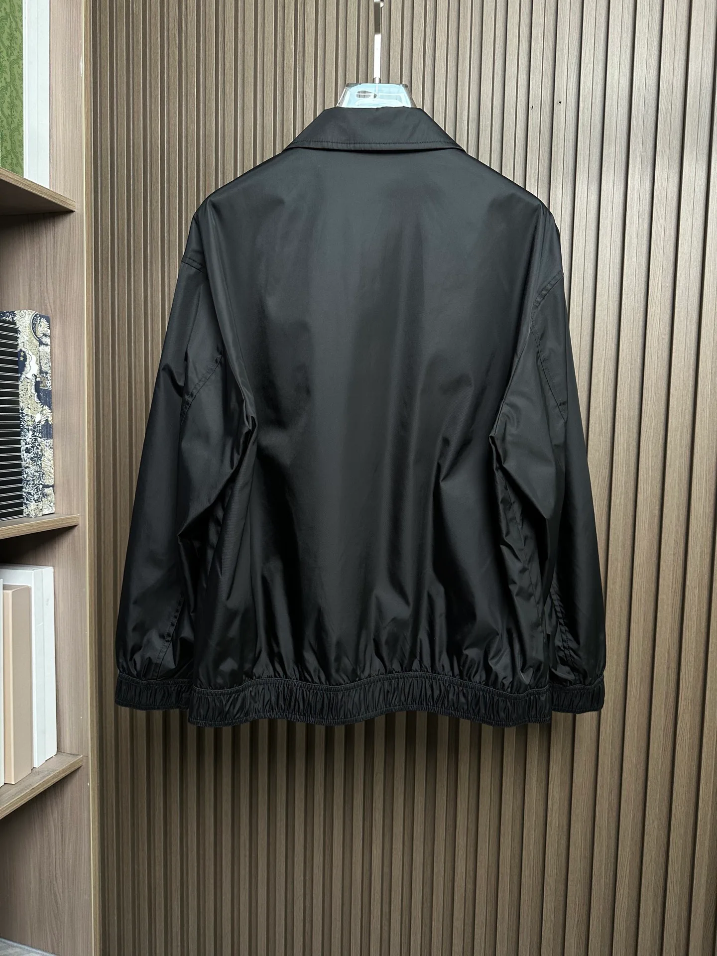 Men's Jackets And Down Jackets PRADA 18109848