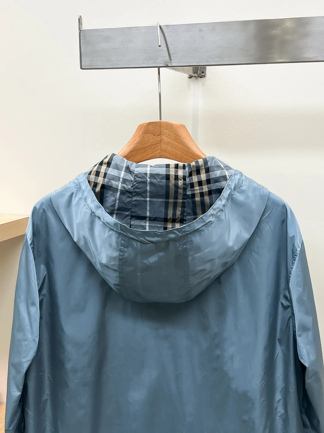 Men's Jackets And Down Jackets BURBERRY 18499072