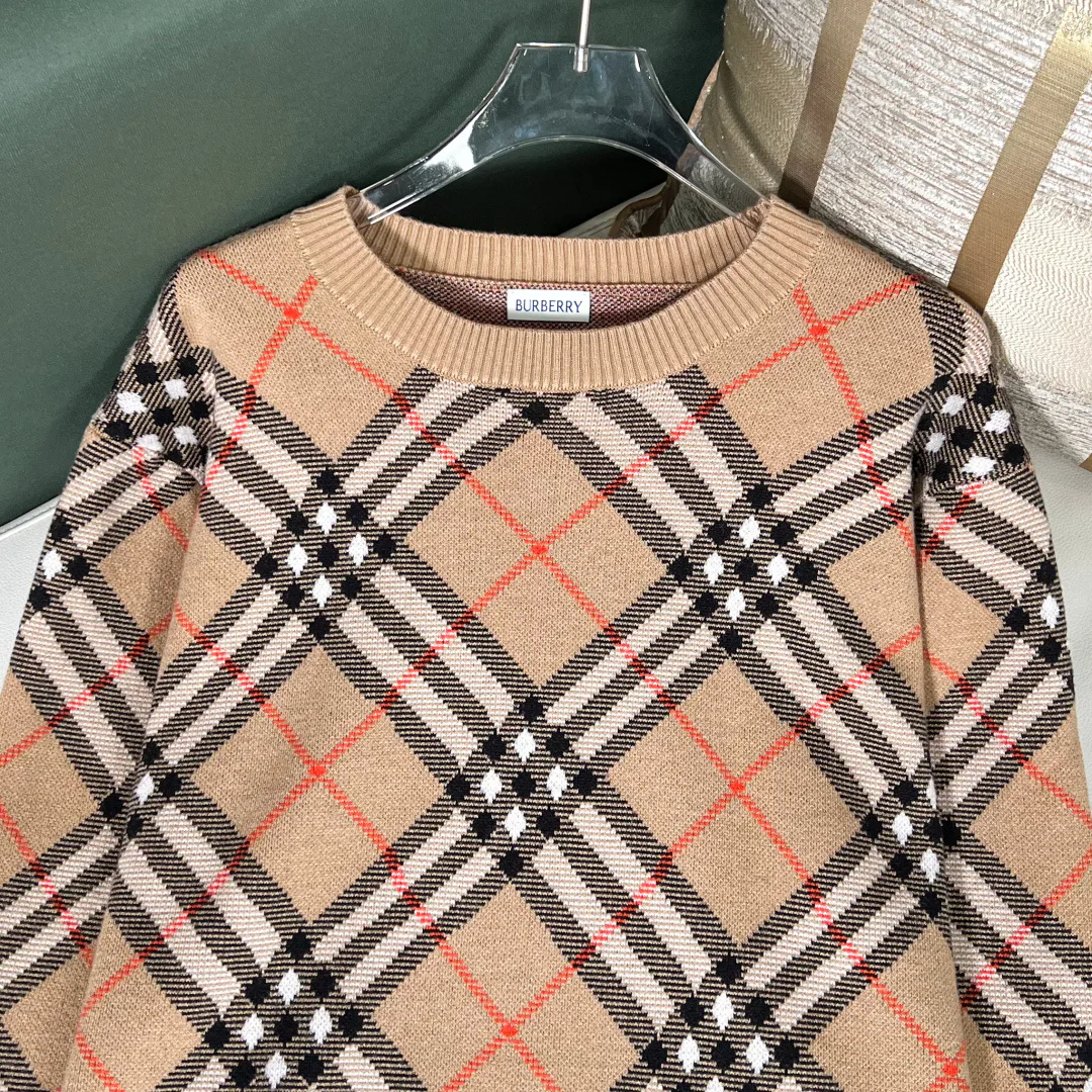 Women's Jumpers And Sweaters BURBERRY 18140668