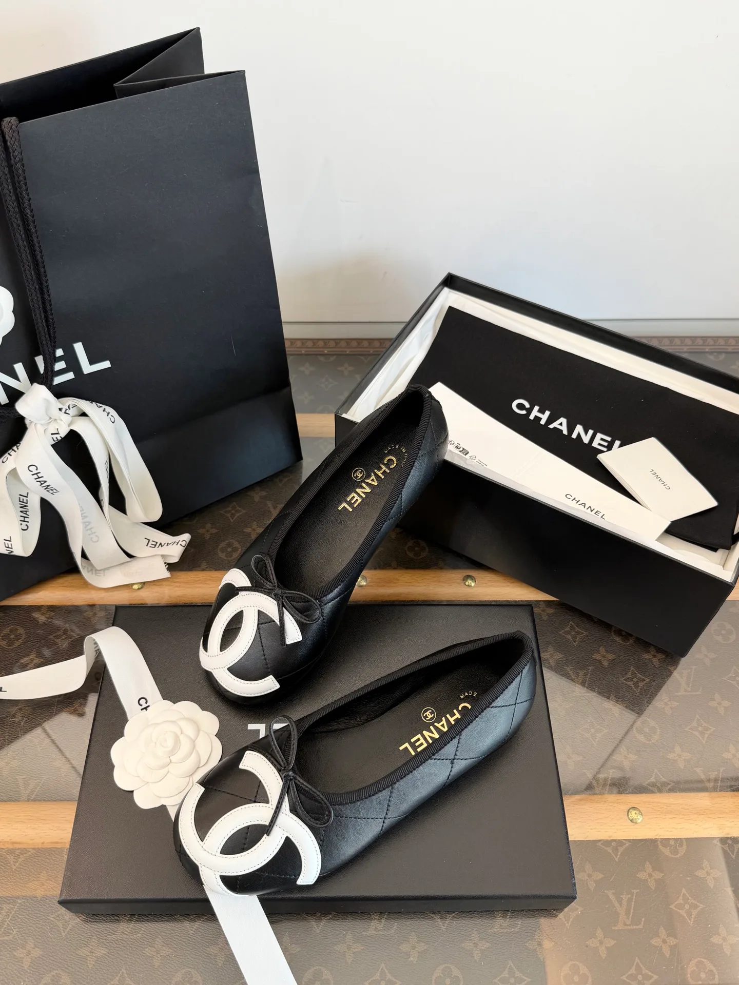 Women's Ballet Flats CHANEL 18133236