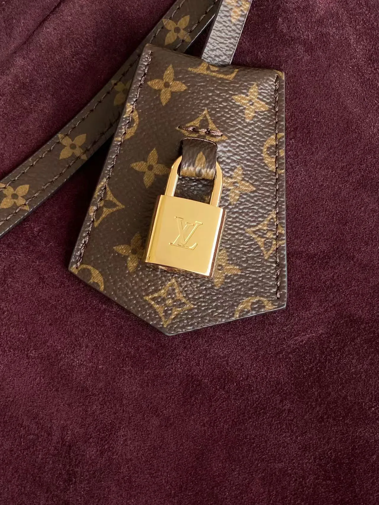 Классические Сумки Женские Louis Vuitton 18664434